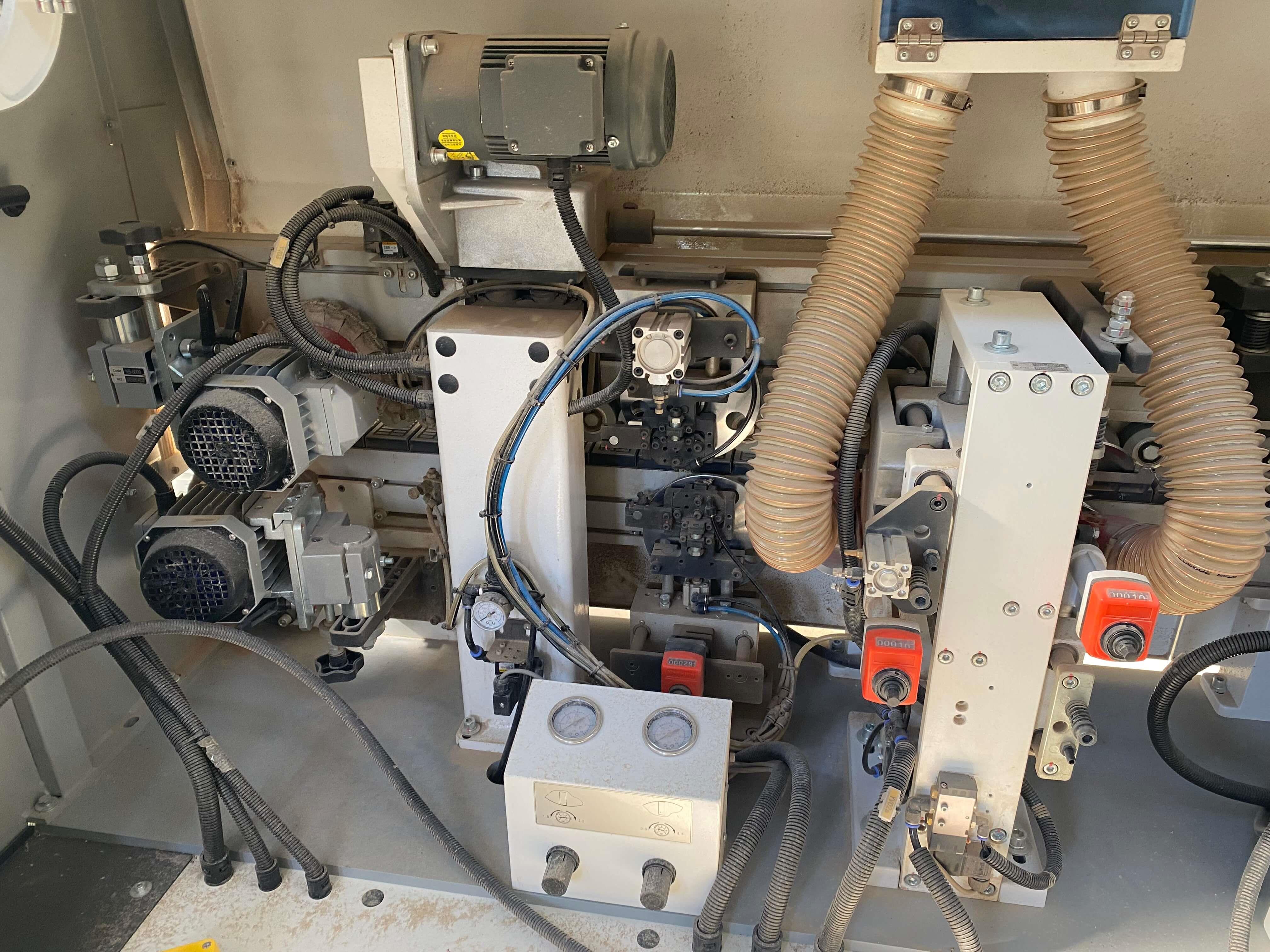 Nanxing NB 875 E Softforming Kenar Bantlama Makinesi (2022)