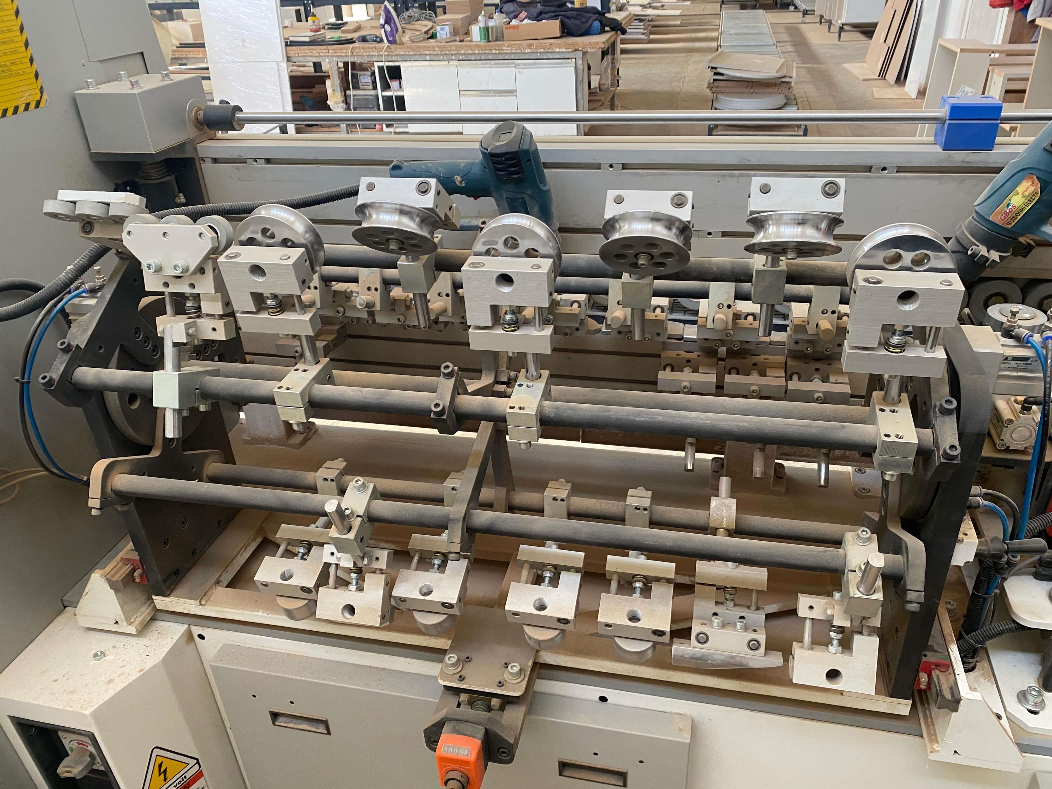 Nanxing NB 875 E Softforming Kenar Bantlama Makinesi (2022)