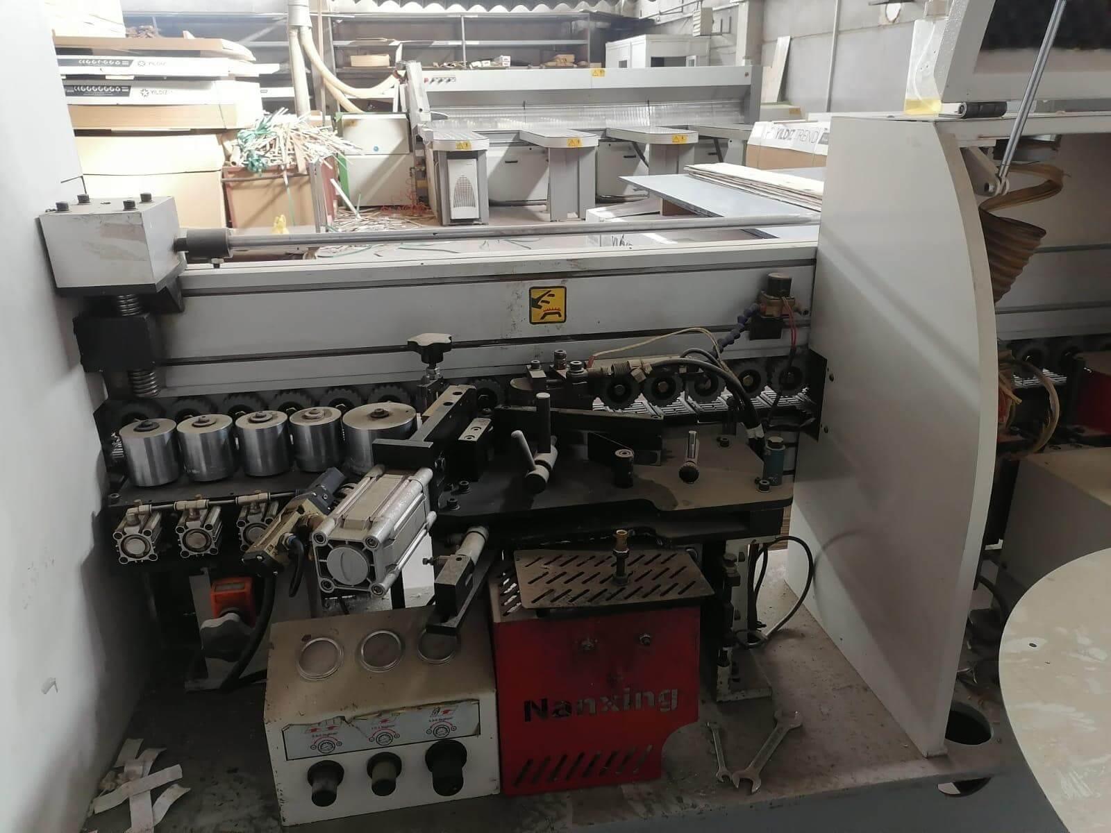 Nanxing NB8C1L Kenar Bantlama Makinesi (2011)