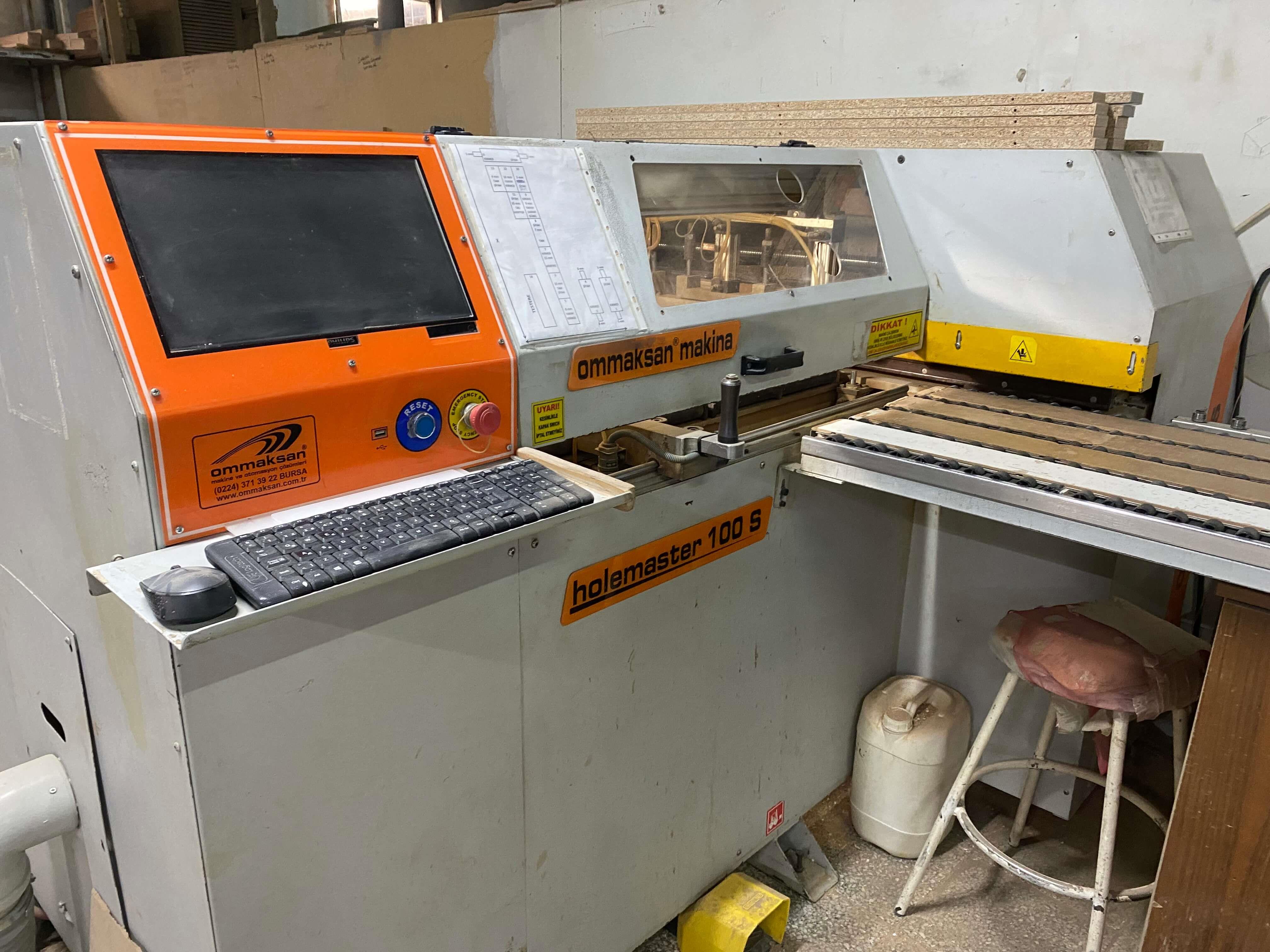 Omaksan 100's Cnc Delik Makinesi