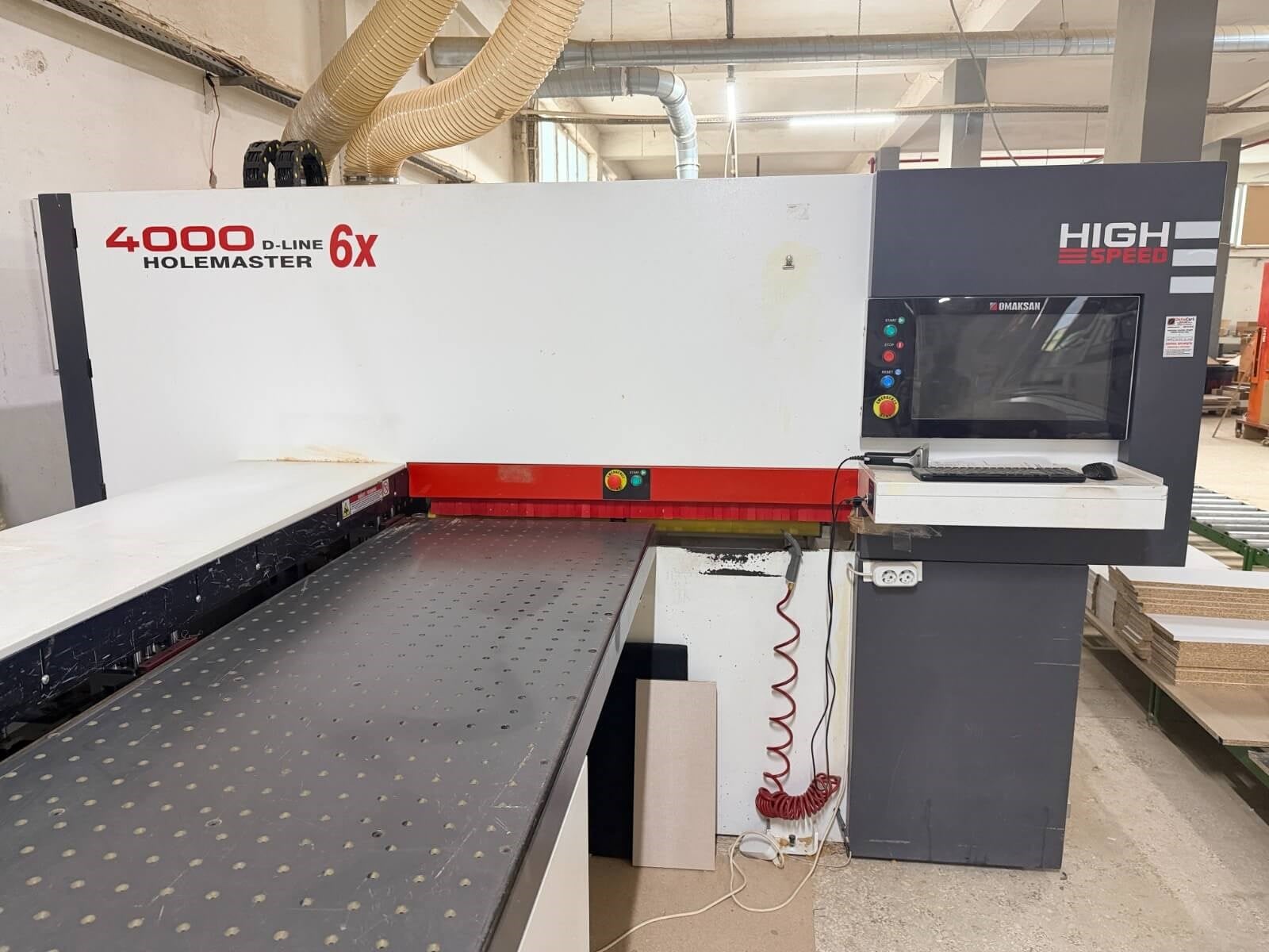 OMAKSAN 4000 D-Line 6X Cnc Delik Makinesi (2022)