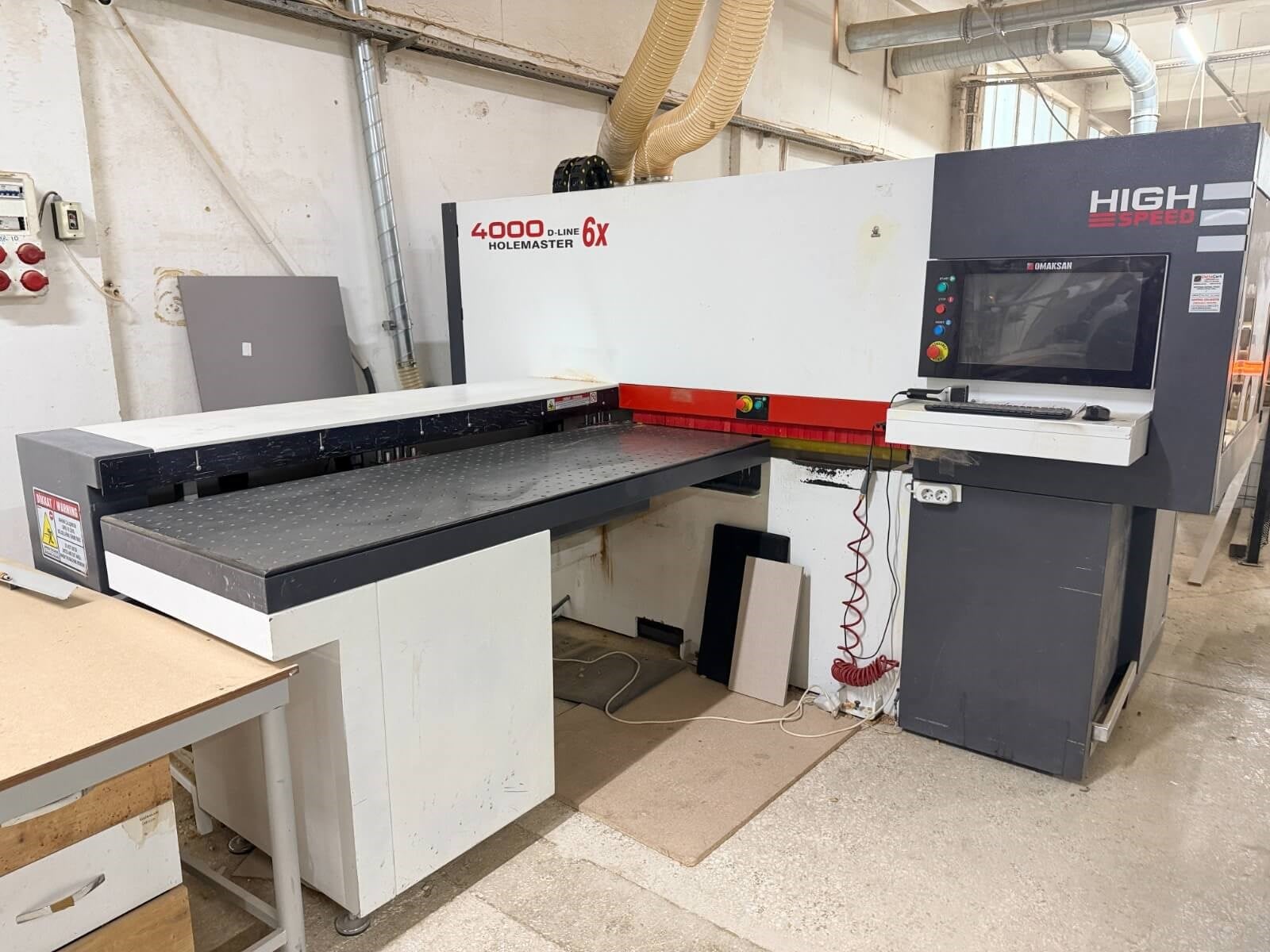 OMAKSAN 4000 D-Line 6X Cnc Delik Makinesi (2022)