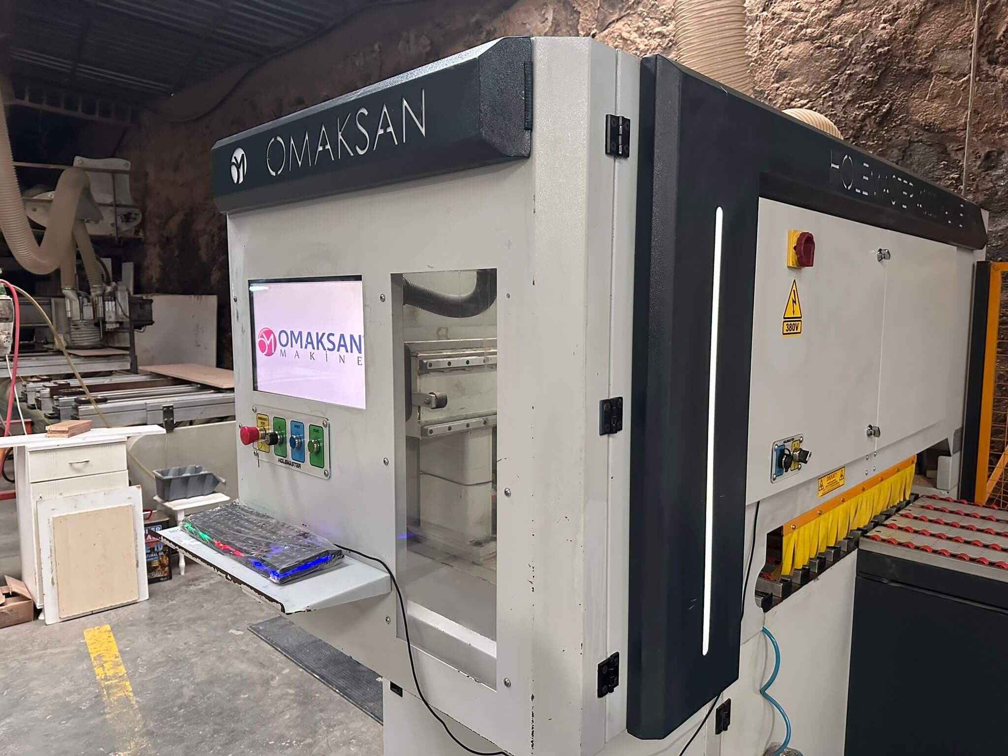 Omaksan 4000 Xline Cnc Delik Makinesi (2016)