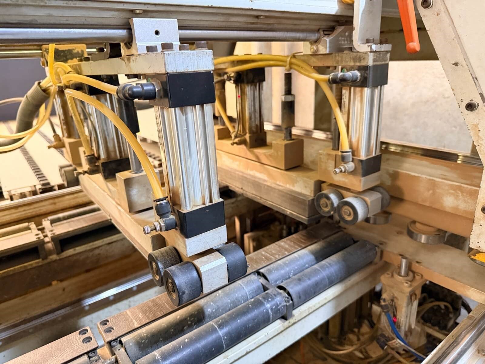 OMAKSAN Holemaster 100 Sl Cnc Delik Makinesi