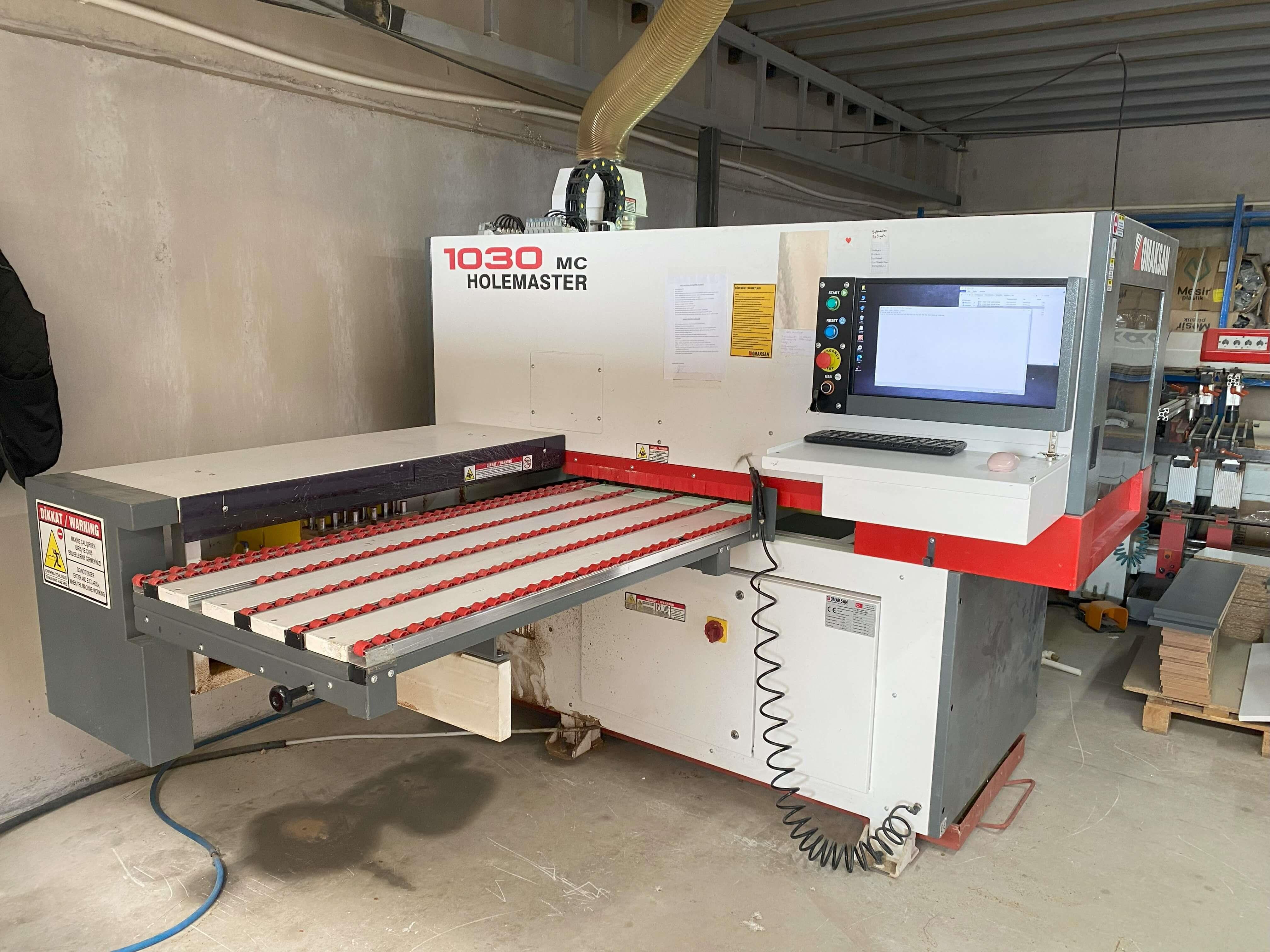 Omaksan Holemaster 1030 MC Cnc Delik Makinesi (2023)