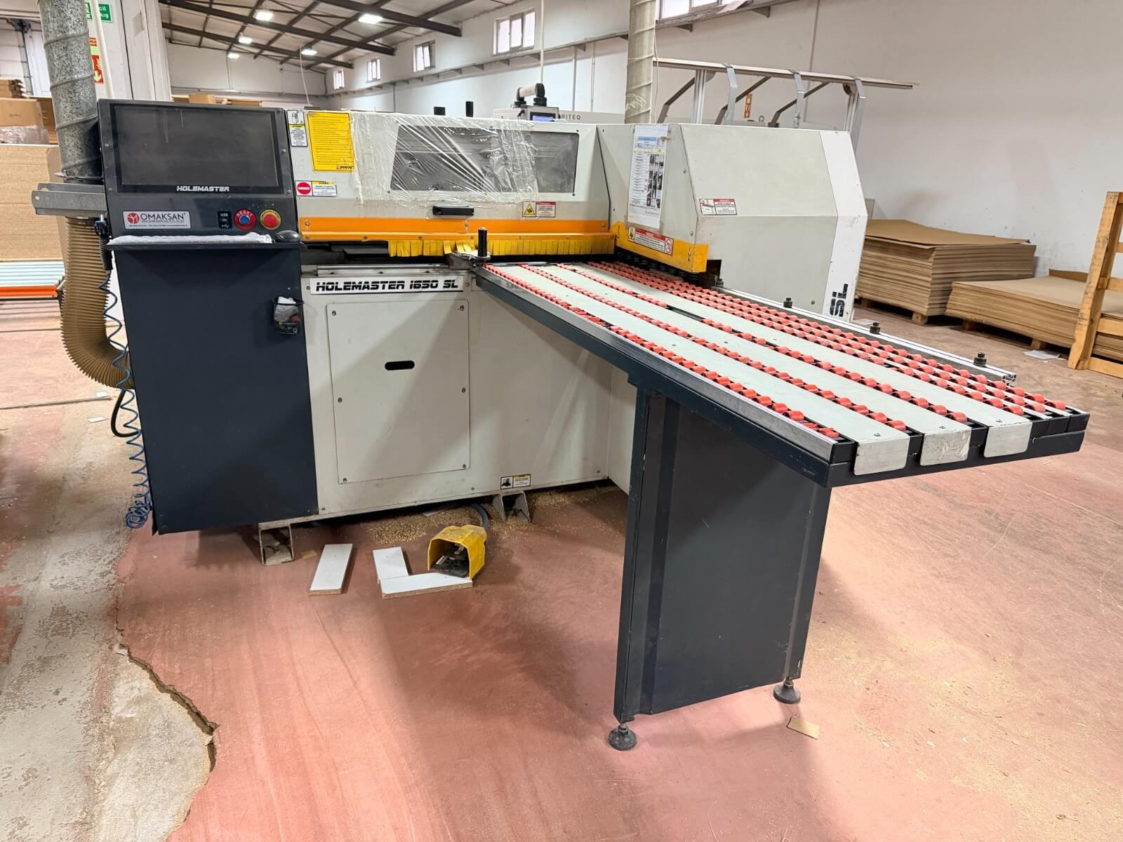 OMAKSAN Holemaster 1650 Cnc Delik Makinesi (2015)