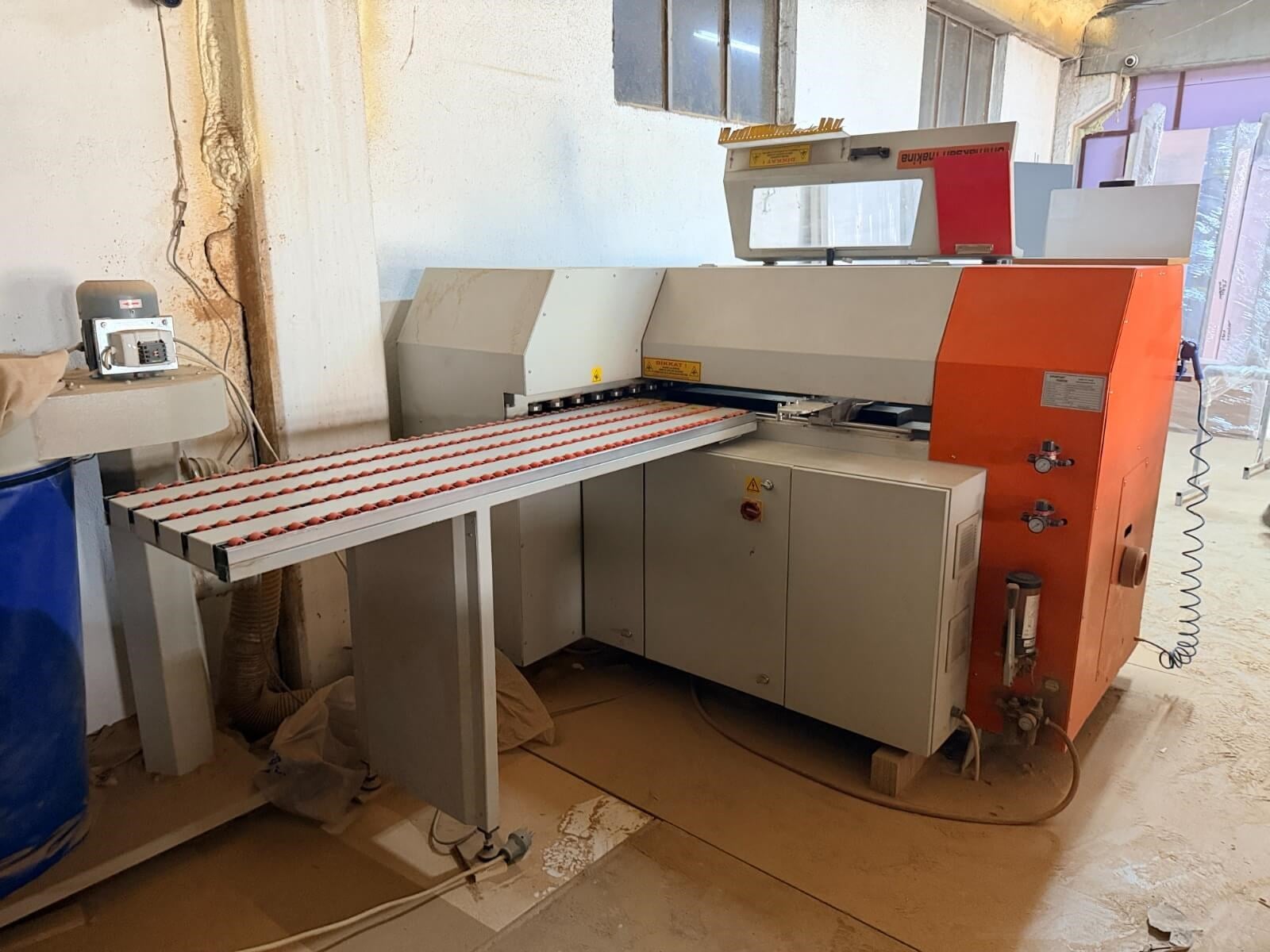 OMAKSAN Holemaster 1650 Sl Cnc Delik Makinesi (2013)