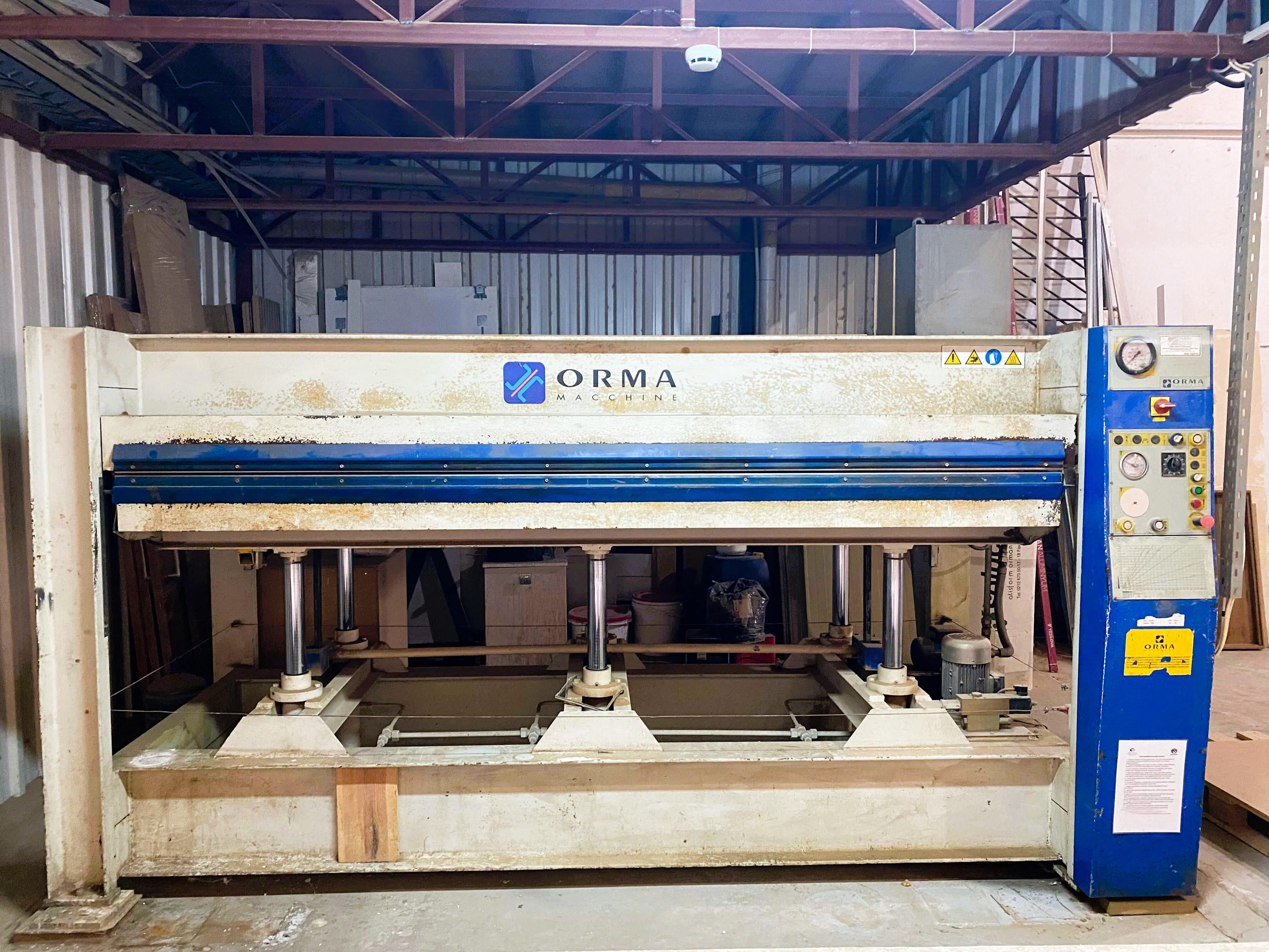 Orma Npc 3000/S 130*300 Yağ Isıtmalı Kapı Pres Makinesi (2005)