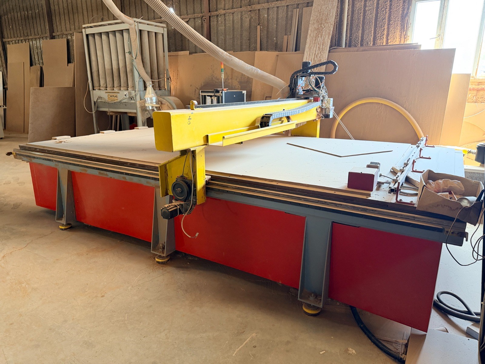 Özel Üretim Düz Tabla Cnc Router Makinesi