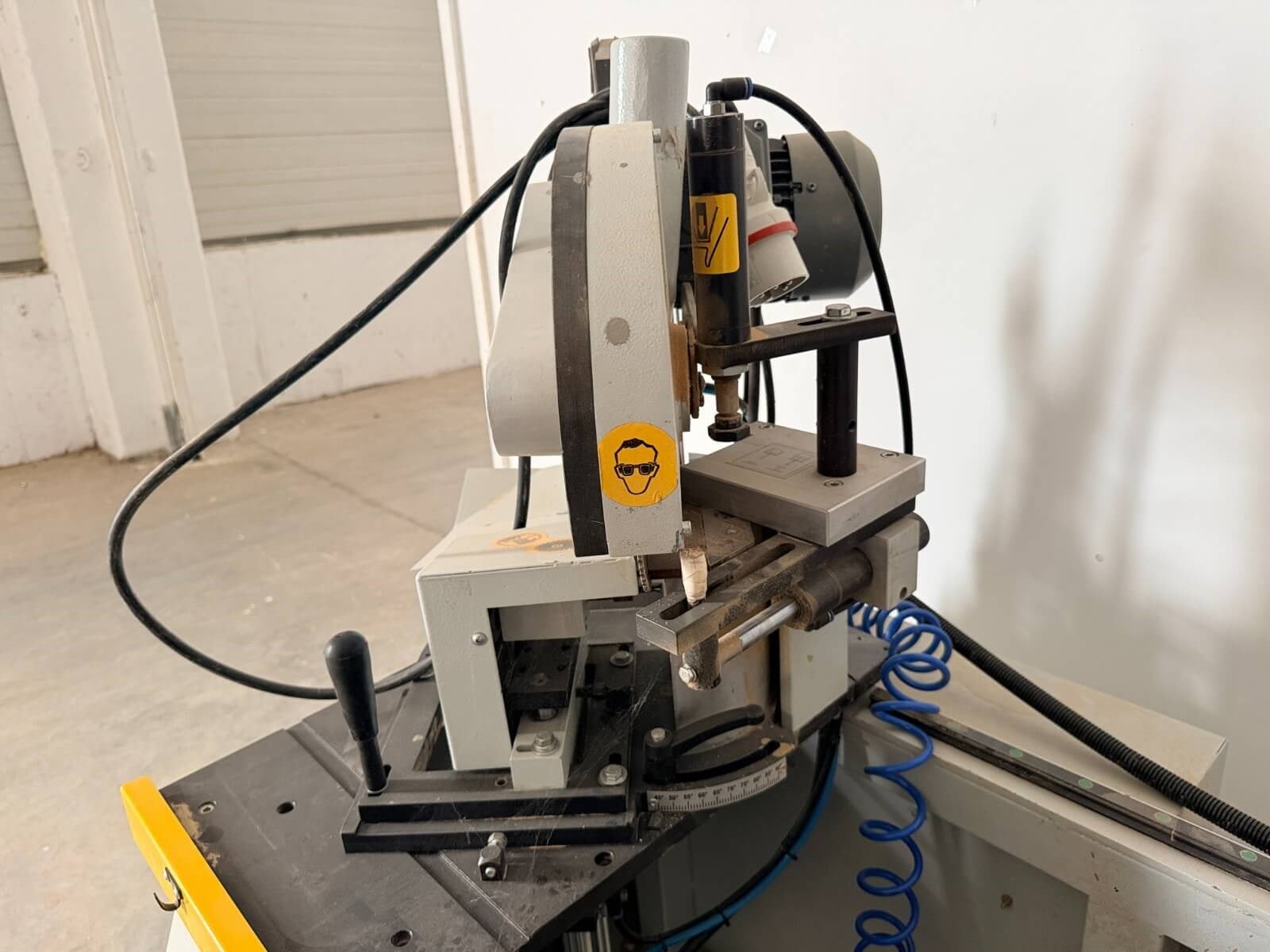 ÖZGENÇ WDE 300 Çift Gönye 45-90 Çift Testere Kesim Kavela Zıvana Makinesi (2019)