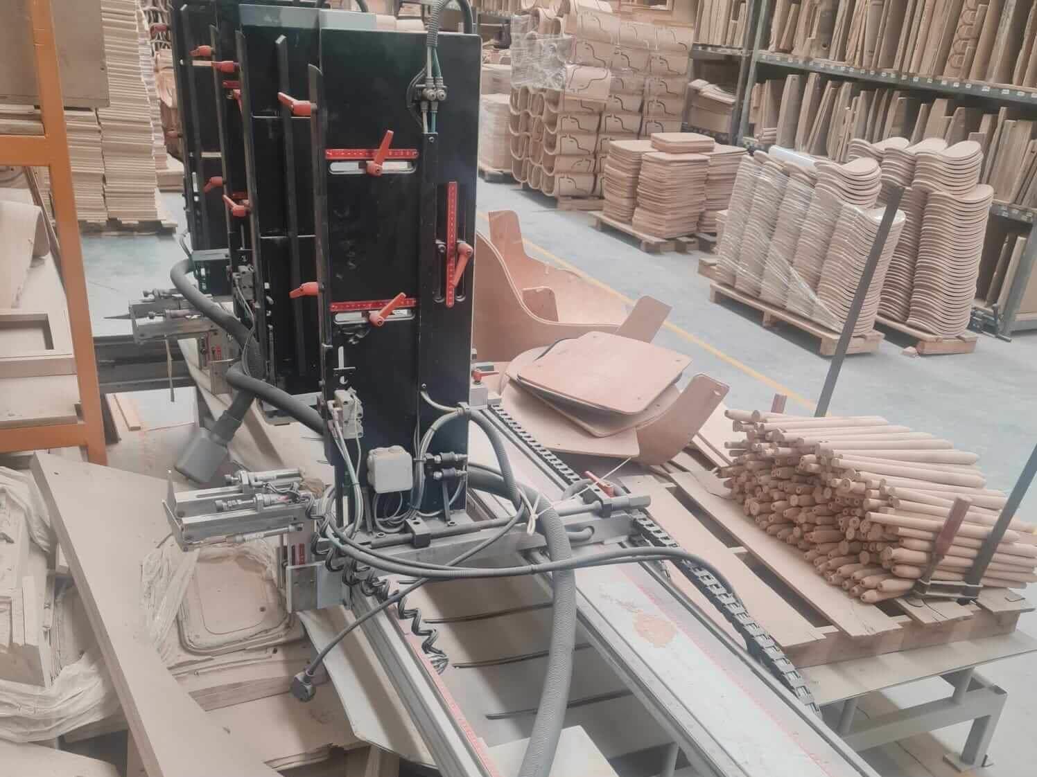 Pade Omega 5 Eksen Şarjörlü Cnc Makinesi (2009)