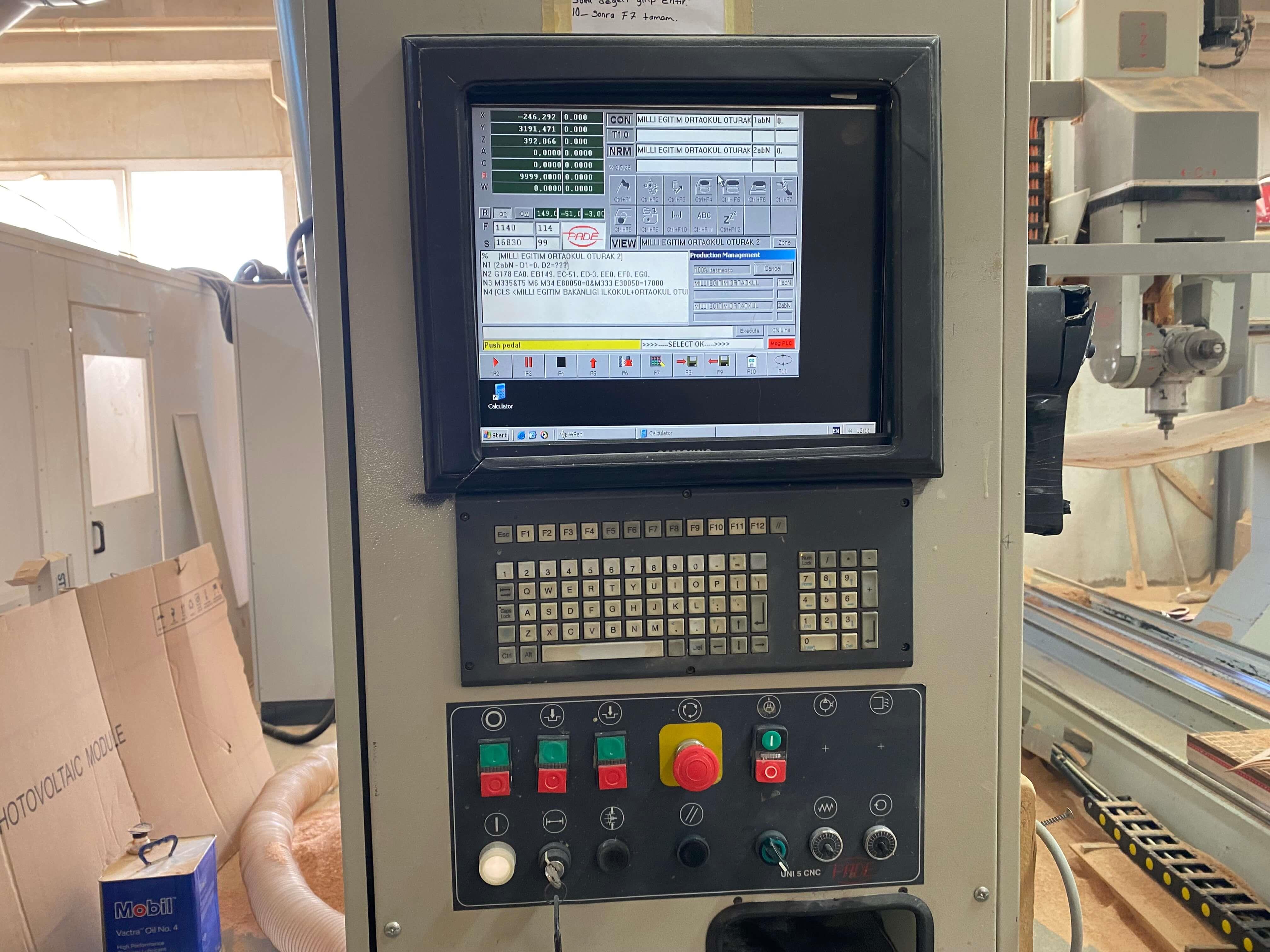 Pade Uni 5 Spin 5 Eksen Cnc Makinesi (2005)