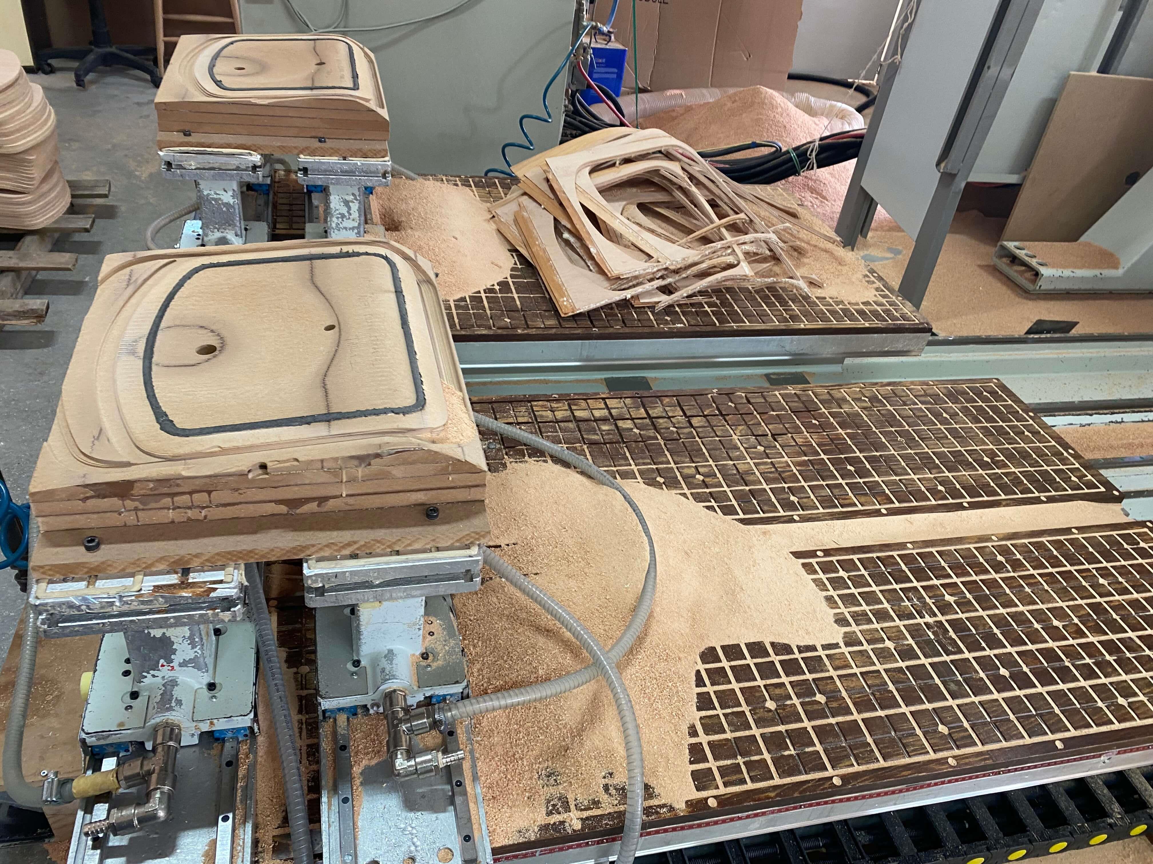 Pade Uni 5 Spin 5 Eksen Cnc Makinesi (2005)