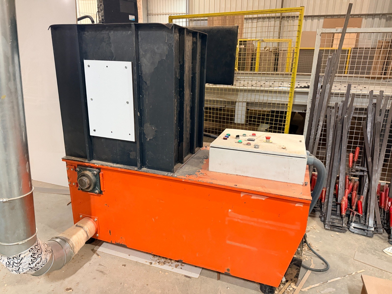 Panel Ebatlama Yanı Sunta Kırıcı Makinesi