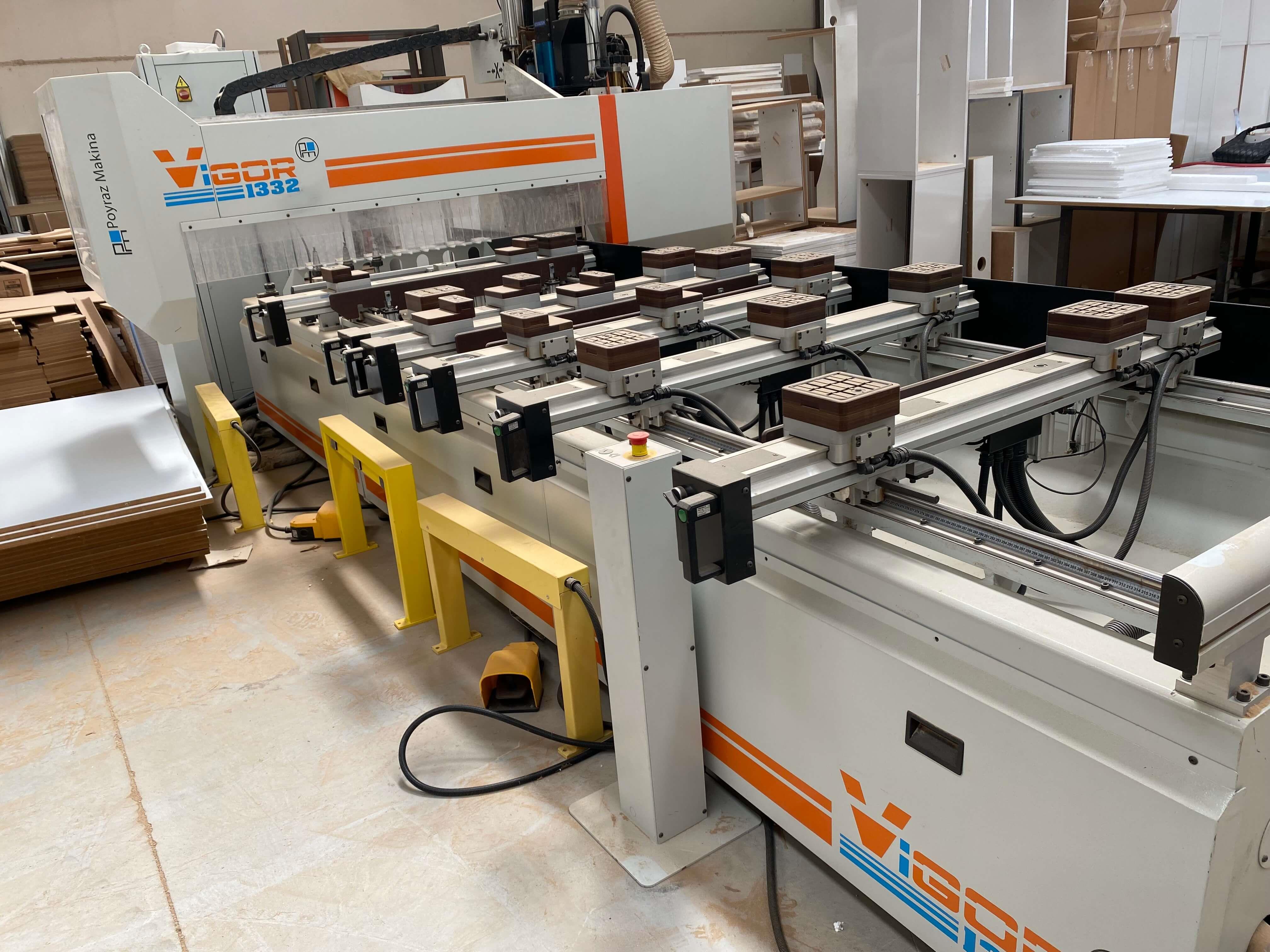 Poyraz Makina Vigor 1332 Kapı Frezeli Cnc Makinesi (2022)