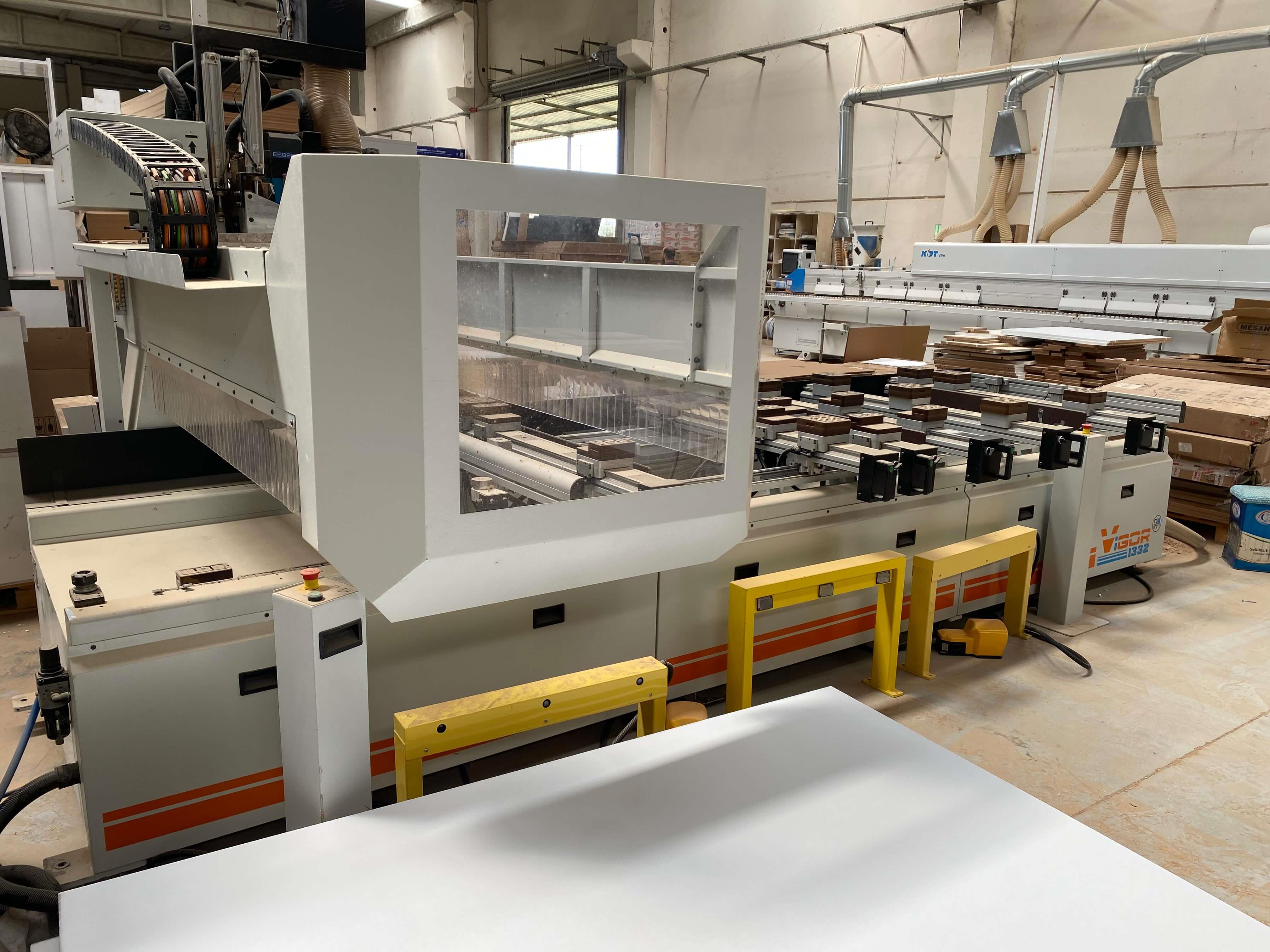 Poyraz Makina Vigor 1332 Kapı Frezeli Cnc Makinesi (2022)