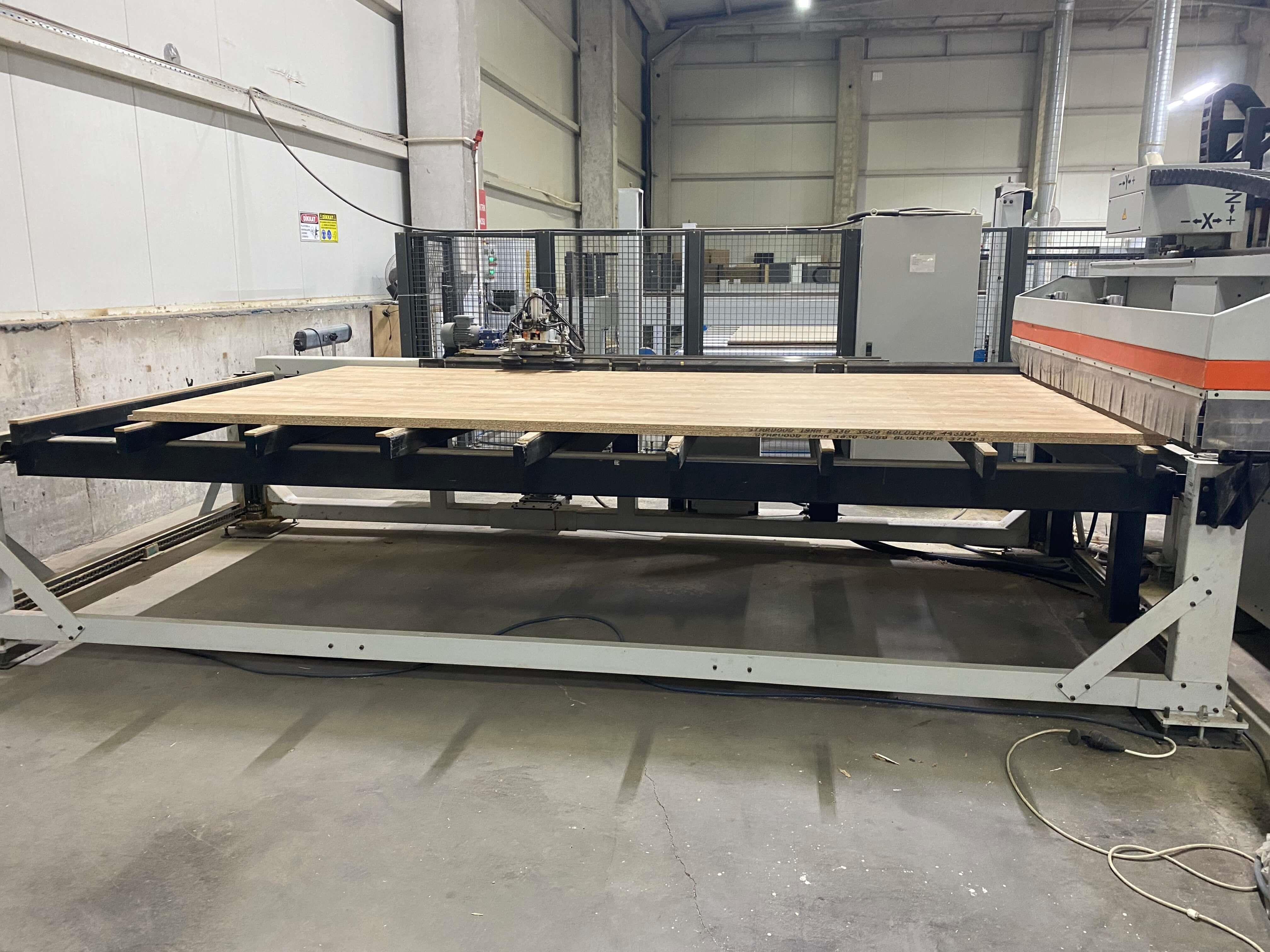 Poyraz Vigor 2136 Yükleme Boşaltmalı Cnc Makinesi (2020)