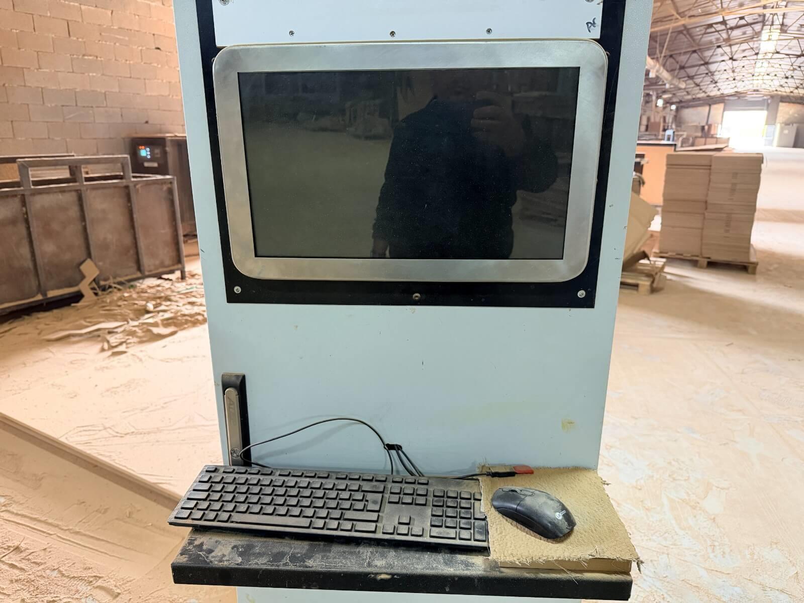 Reksis Rekspeed 2137 Cnc Makinesi (2014)
