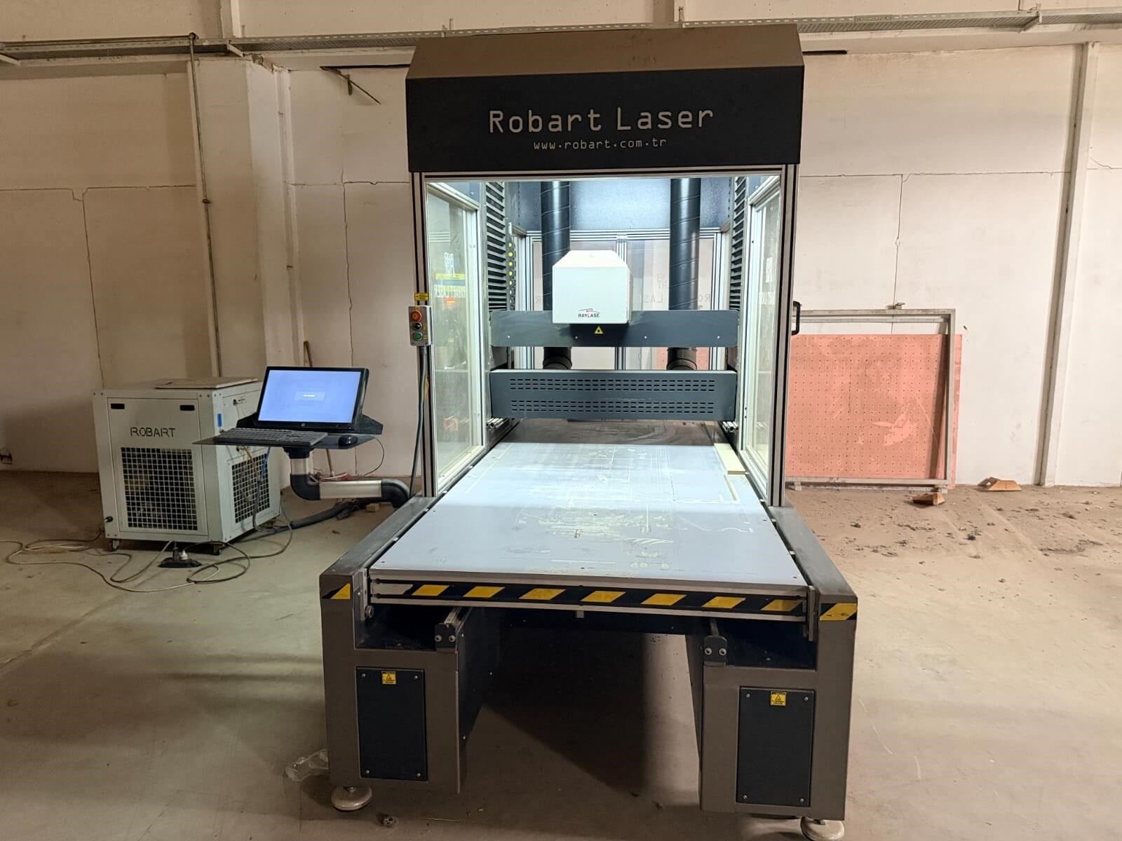 ROBART Galvo P 011 HA-S Lazer Makinesi (2017)