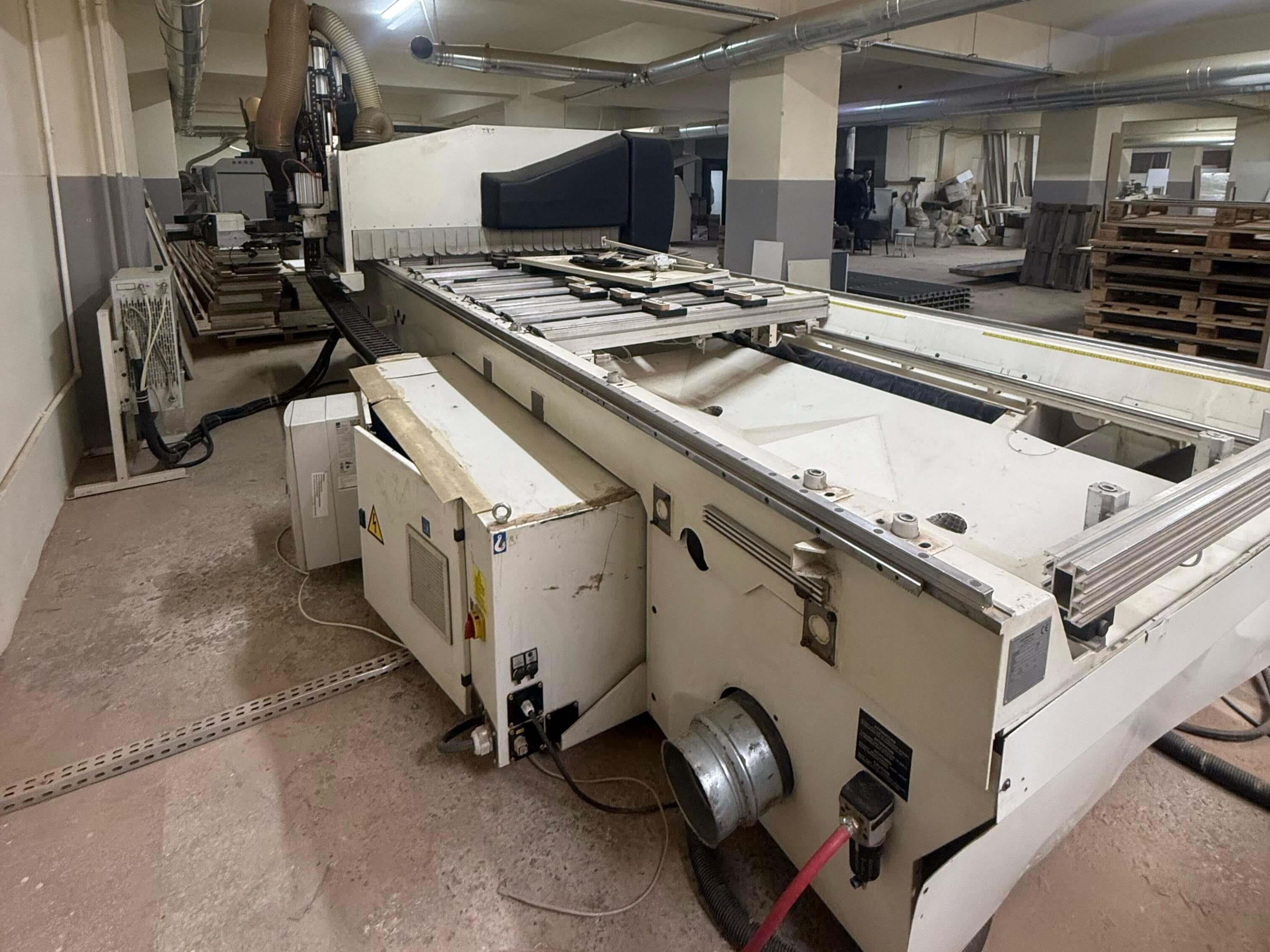 Scm Morbidelli Univ Tv 4415 Kapı Frezeli Cnc Makinesi (2013)