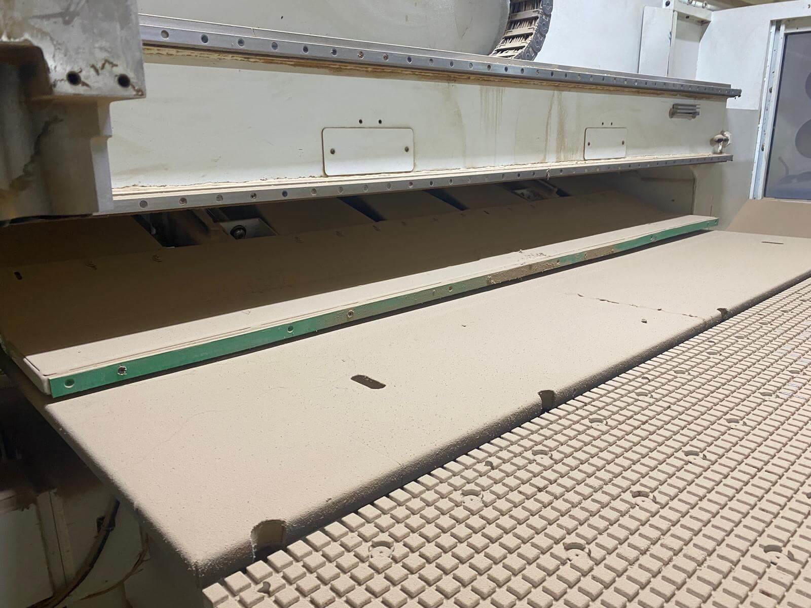 Scm Morbidelli Universal 4322 Yükleme Boşaltmalı Düz Tabla Cnc Router Makinesi (2017)