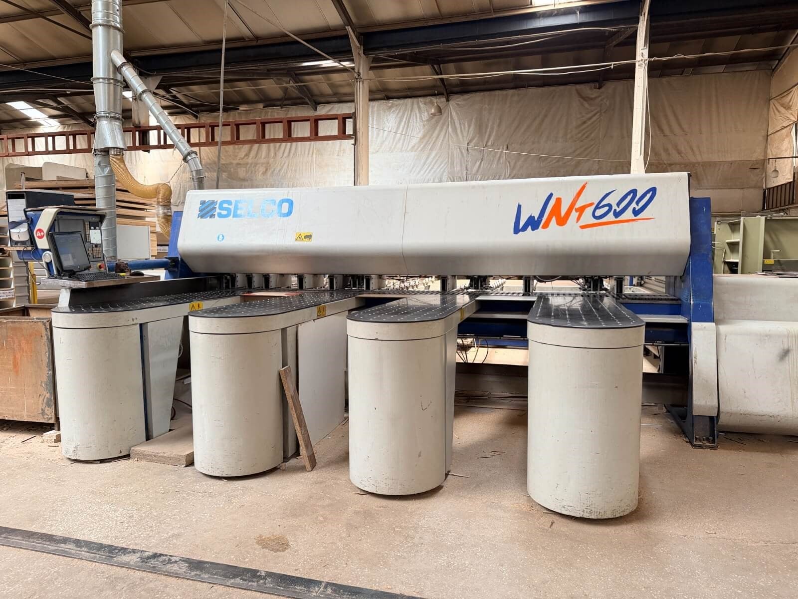 SELCO WNT 600 Asansör Panel Ebatlama Makinesi (1998)