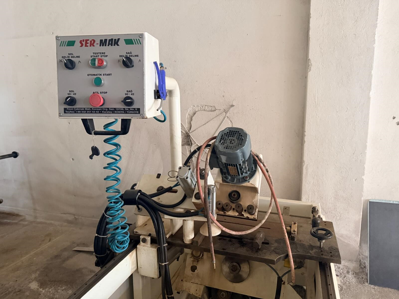 SERMAK St 2300 Kasa 45 Kesme Gönye ve Delik Makinesi