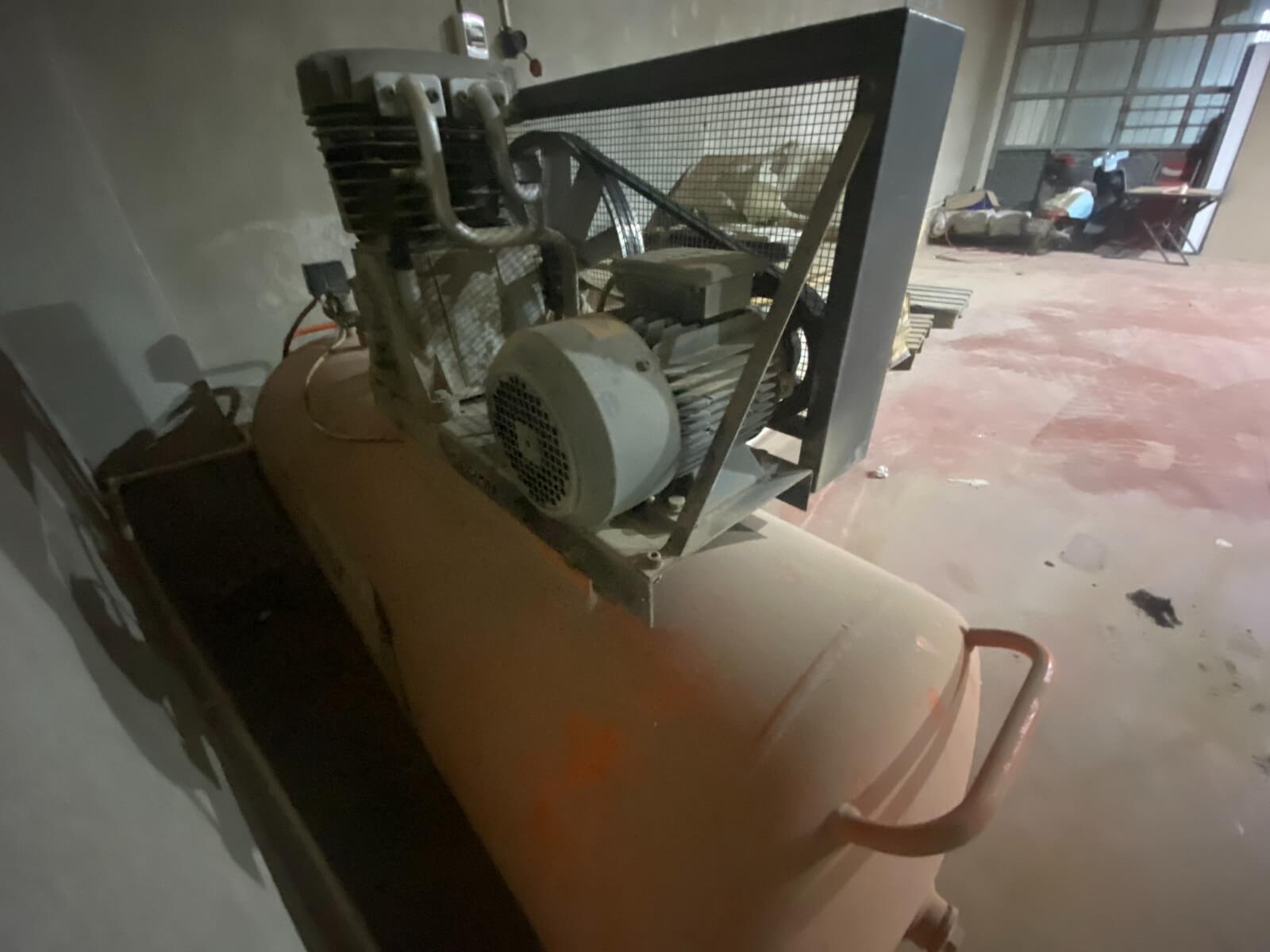 Setkom 500 Lt. Kompresör Makinesi