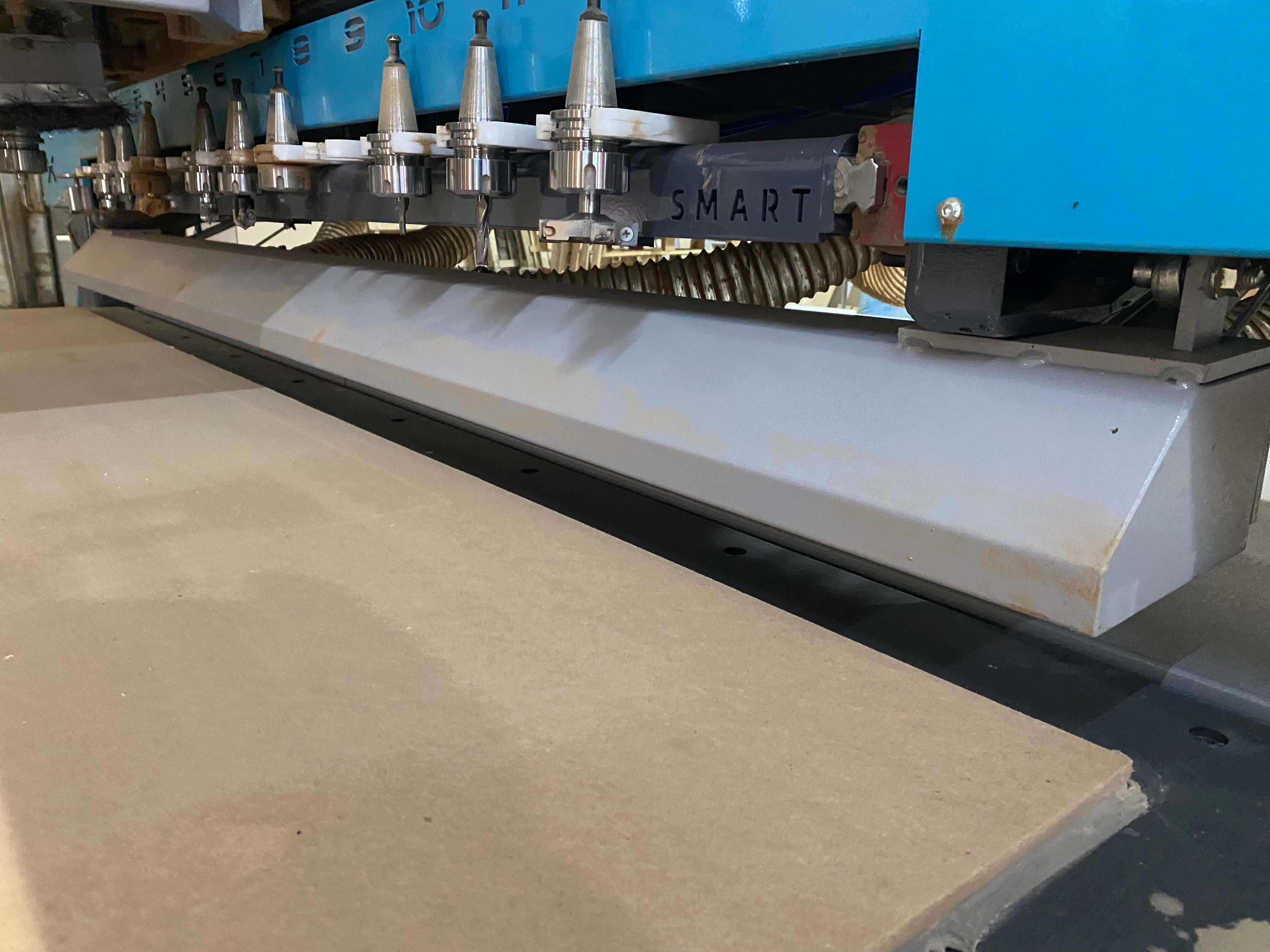 Smart Dragon 2137 Süpürmeli Düz Tabla Cnc Makinesi (2024)