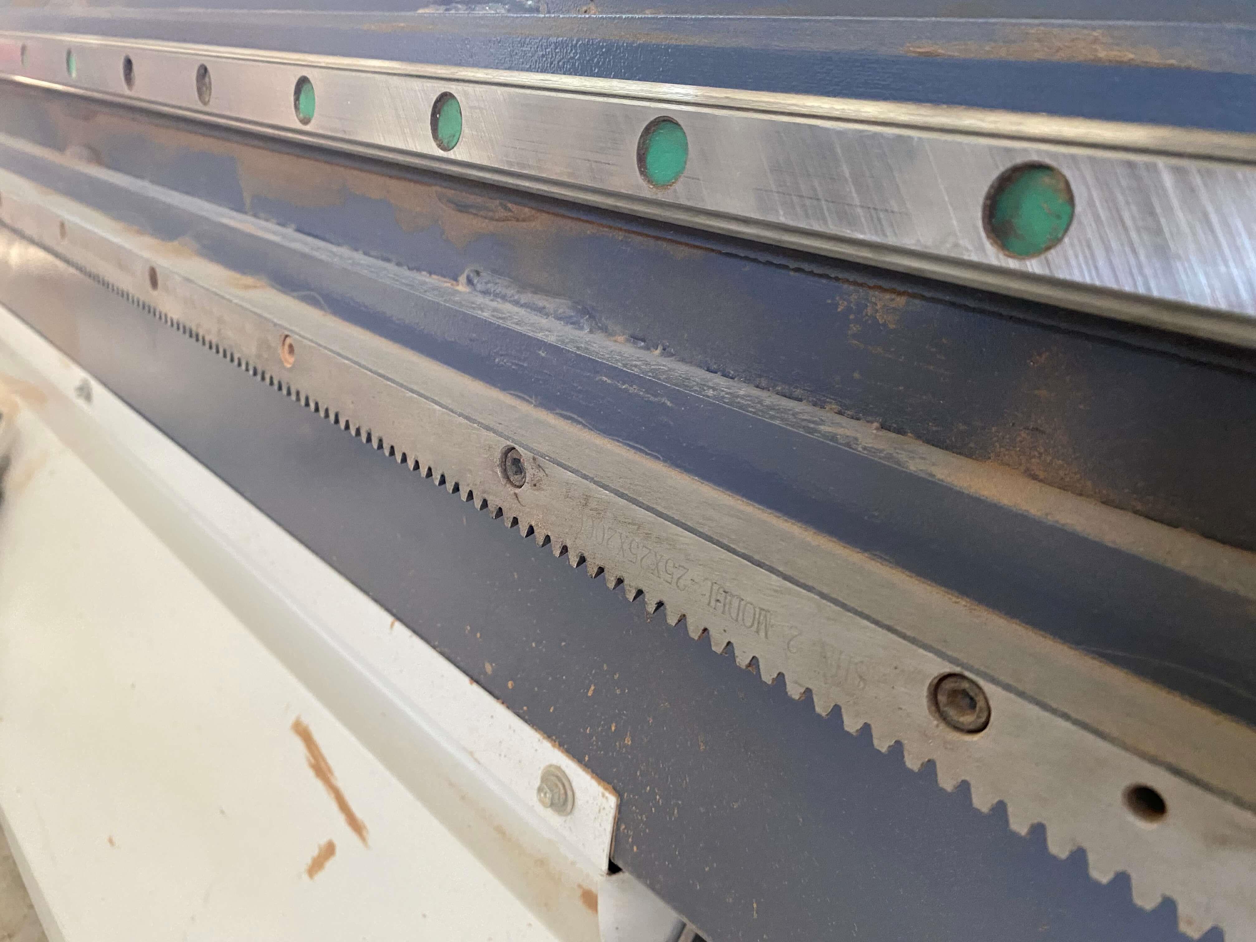 Smart Woodmax 2137 Süpürme Boşaltmalı Düz Tabla Cnc Makinesi (2021)