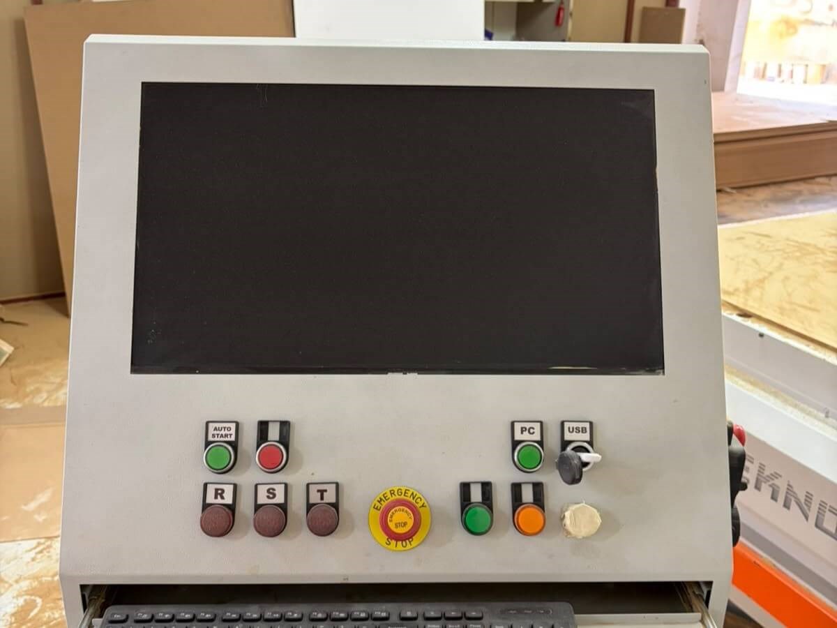 Teknoport  Stonik Vega 2136 Düz Tabla Cnc Makinesi (2025)