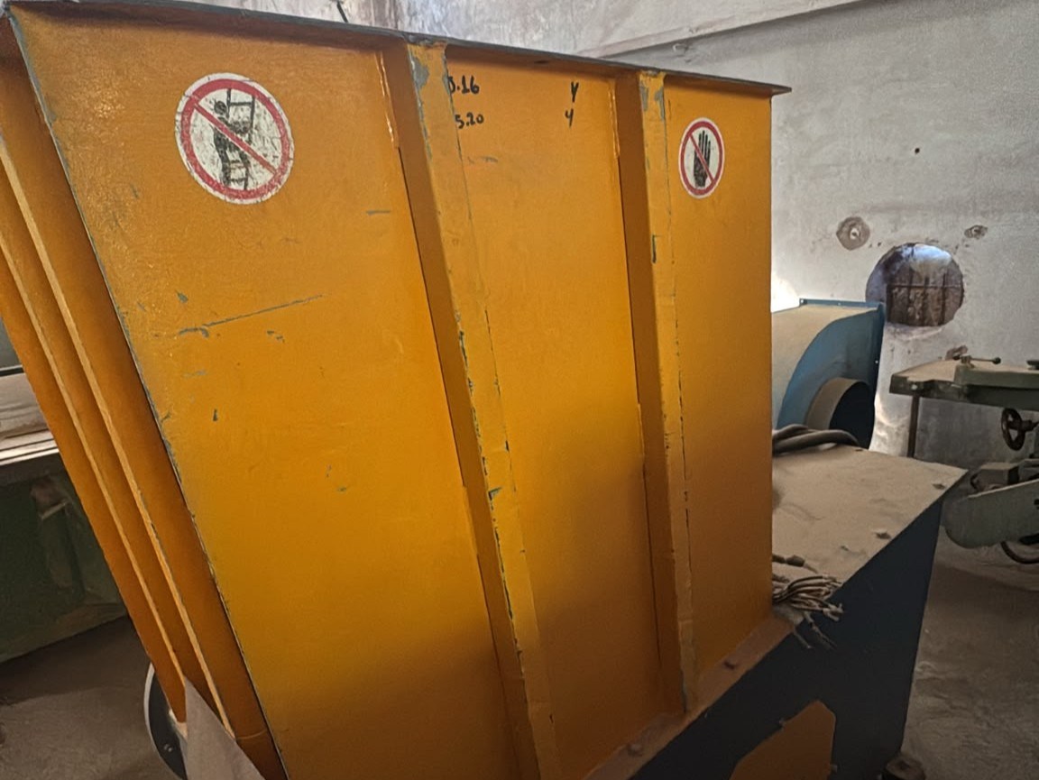 TİMSAN Tms 635 Sunta Mdf Ebatlama Yanı Odun Kırıcı