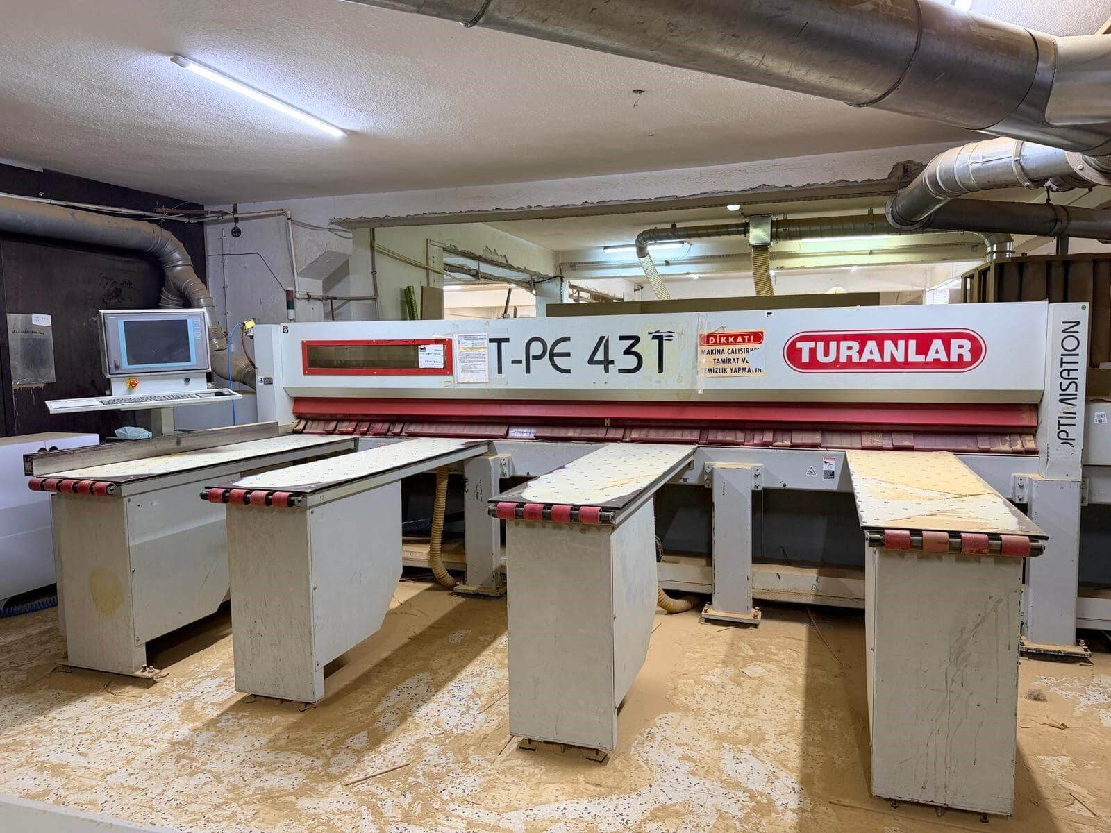 TURANLAR T-PE 431 Panel Ebatlama Makinesi (2010)