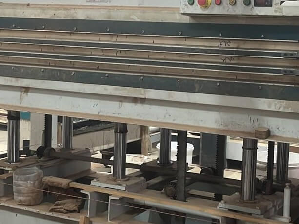ULUBATLI Usp 1122 2 Ara Katlı 3 Kapılık Pres Makinesi (2020)