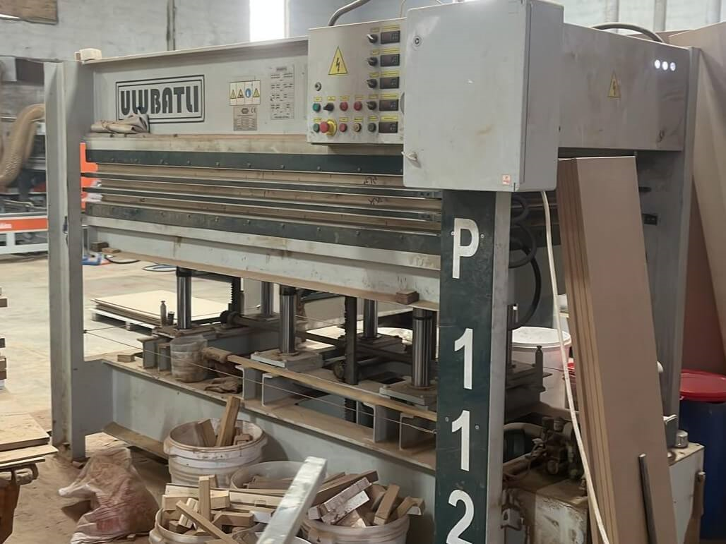 ULUBATLI Usp 1122 2 Ara Katlı 3 Kapılık Pres Makinesi (2020)