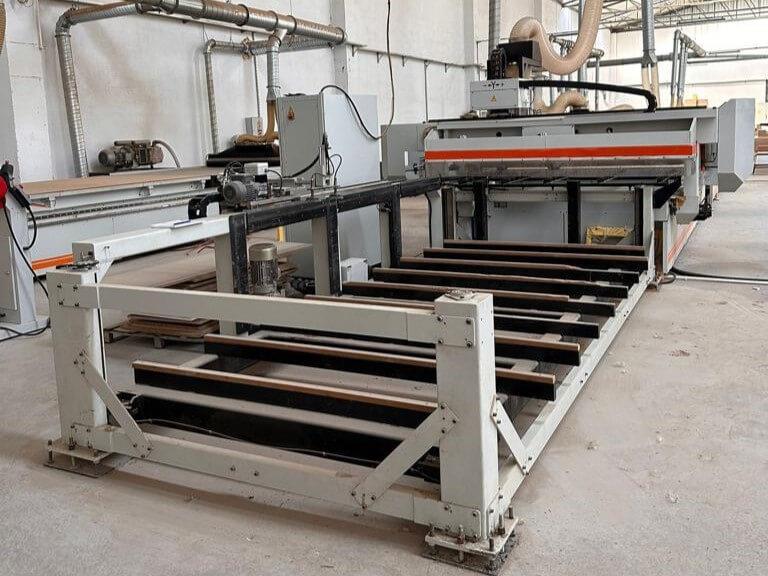 Vigor 2136 Yükleme Boşaltmalı Cnc Makinesi (2021)