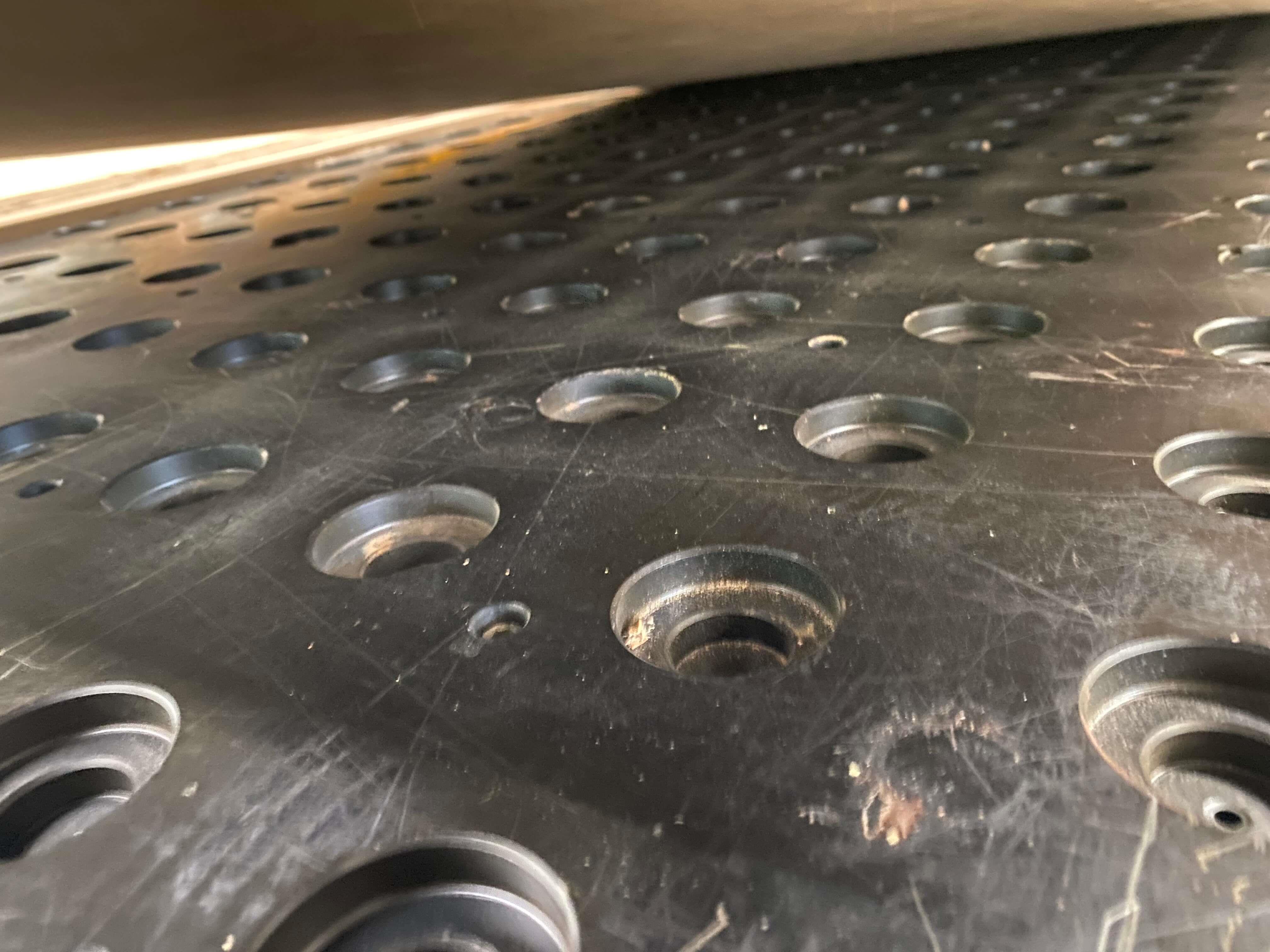 Weeke Optimat Bhp-210 Düz Tabla Süpürmeli Cnc Makinesi (2006)
