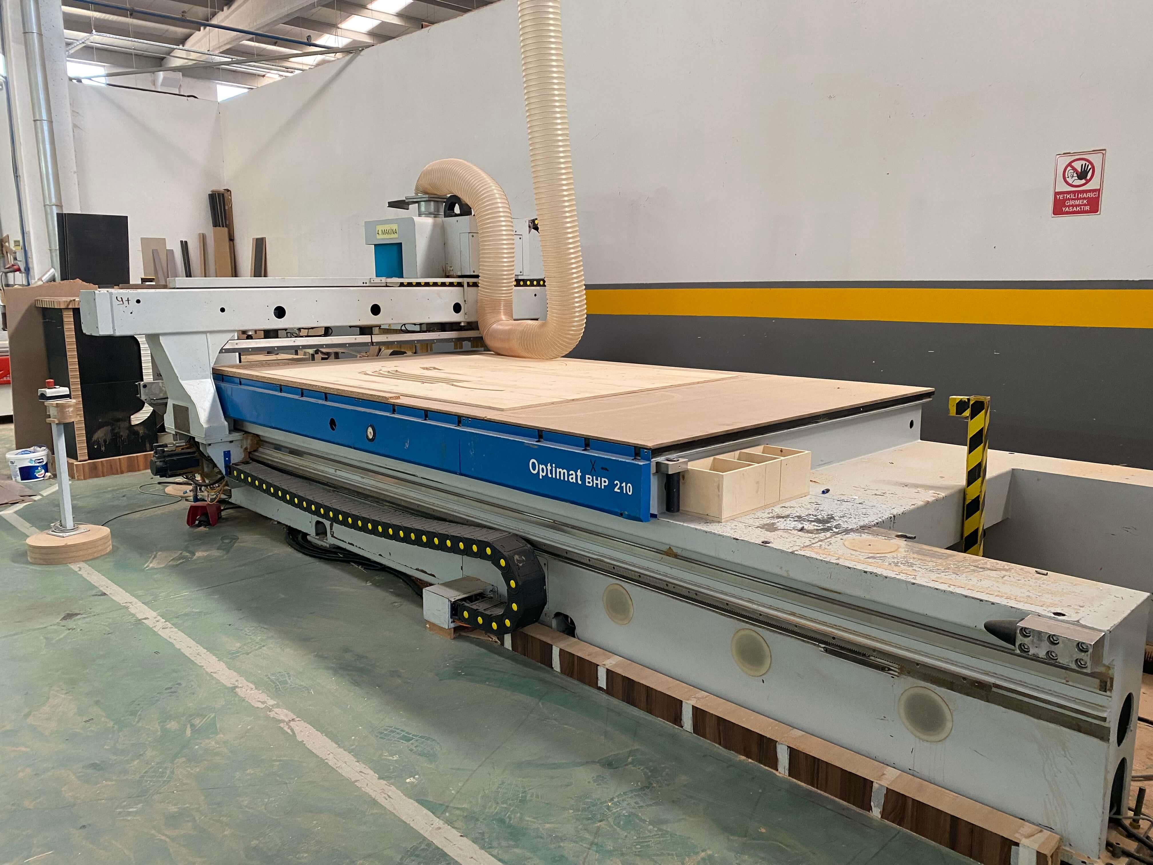 Weeke Optimat Bhp-210 Düz Tabla Süpürmeli Cnc Makinesi (2006)