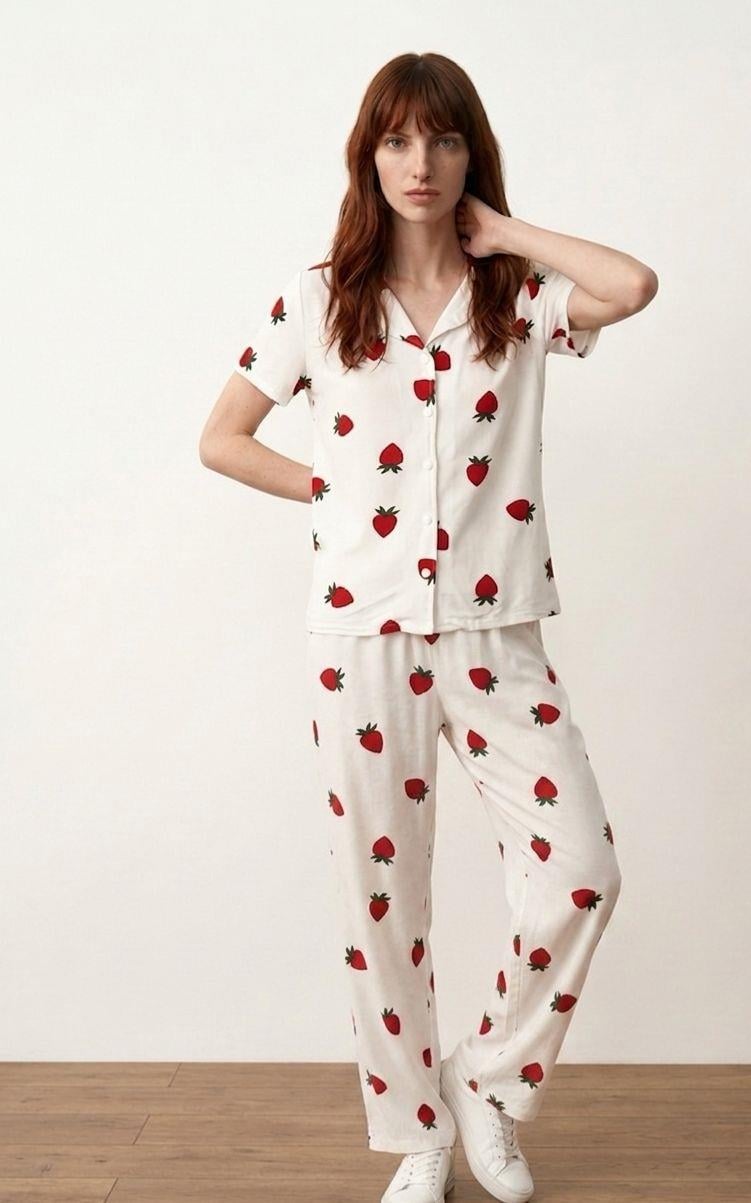 Düğmeli Pijama Takımı Çilek Kırmızı