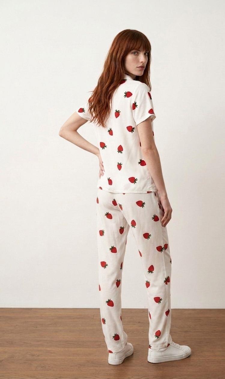 Düğmeli Pijama Takımı Çilek Kırmızı
