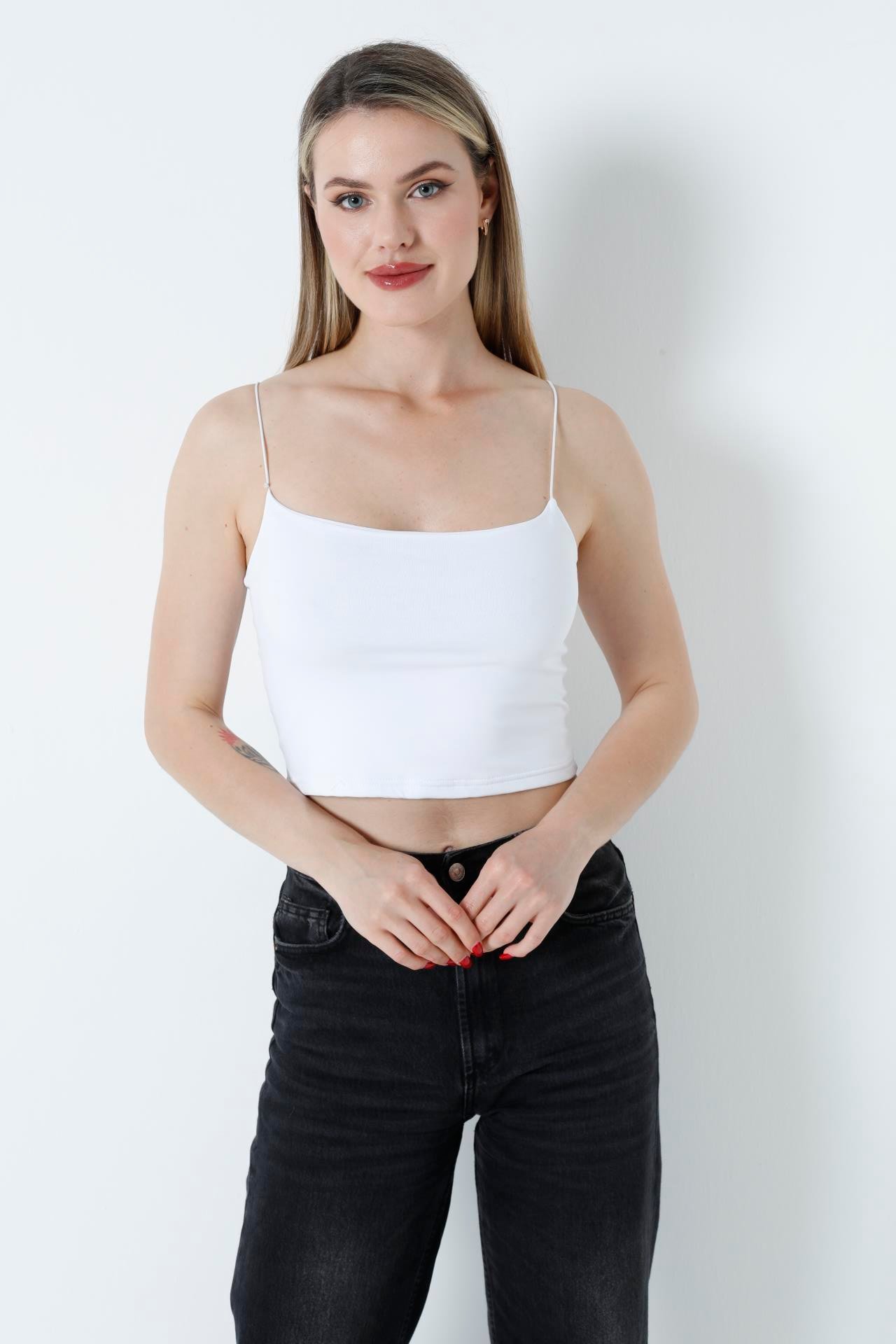 Kısa Crop Atlet Beyaz