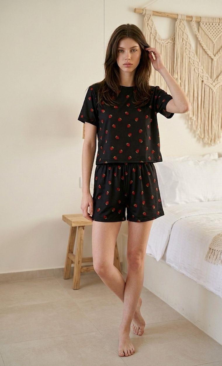 Şortlu Pijama Takımı Çilek Siyah