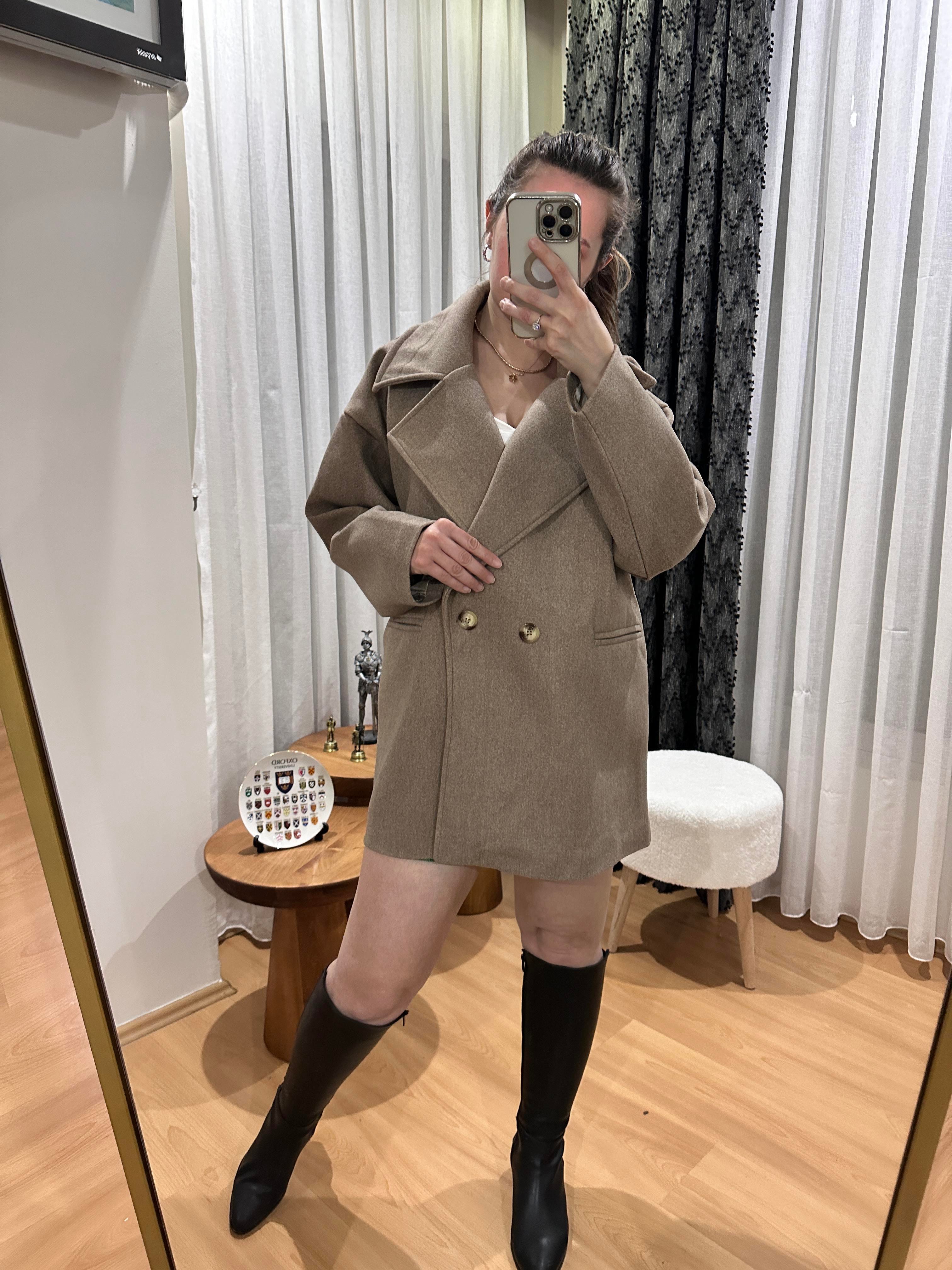 Vizon Rengi Kaşe Oversize Kaban