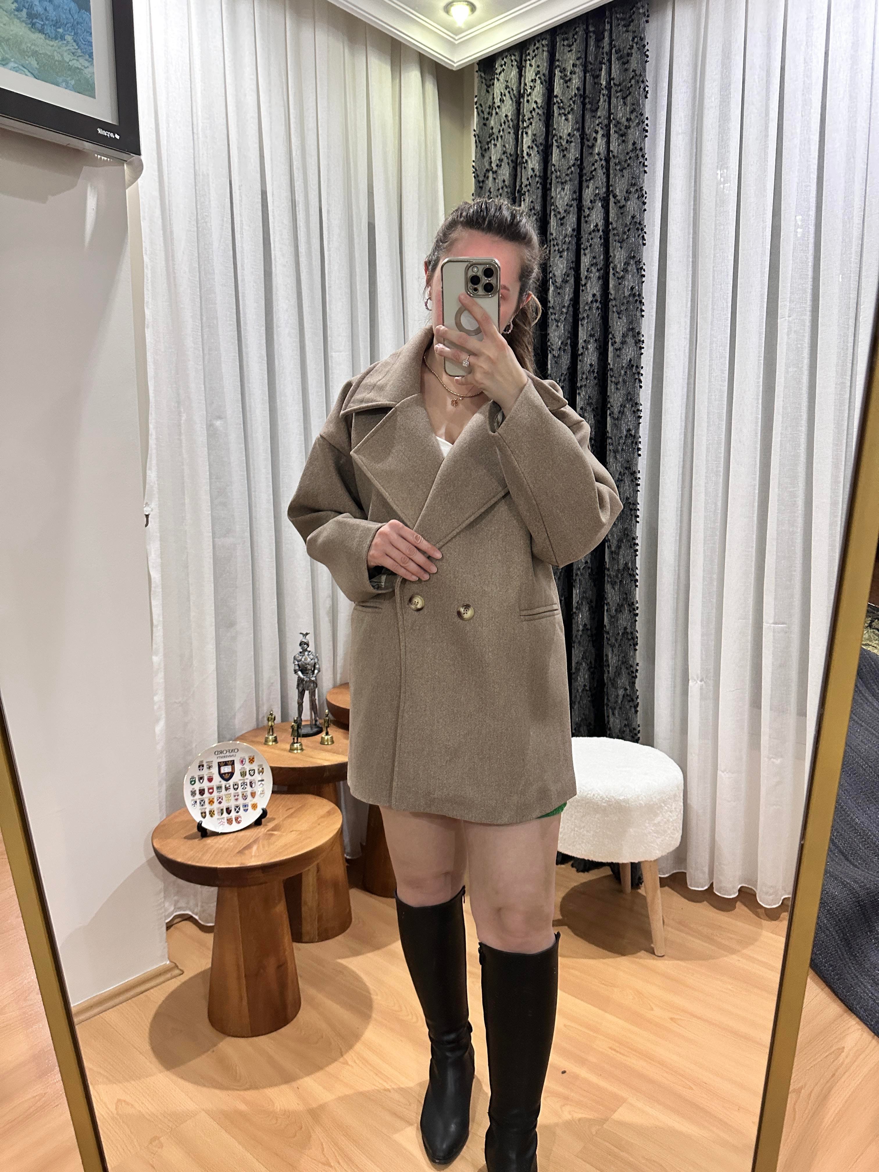 Vizon Rengi Kaşe Oversize Kaban