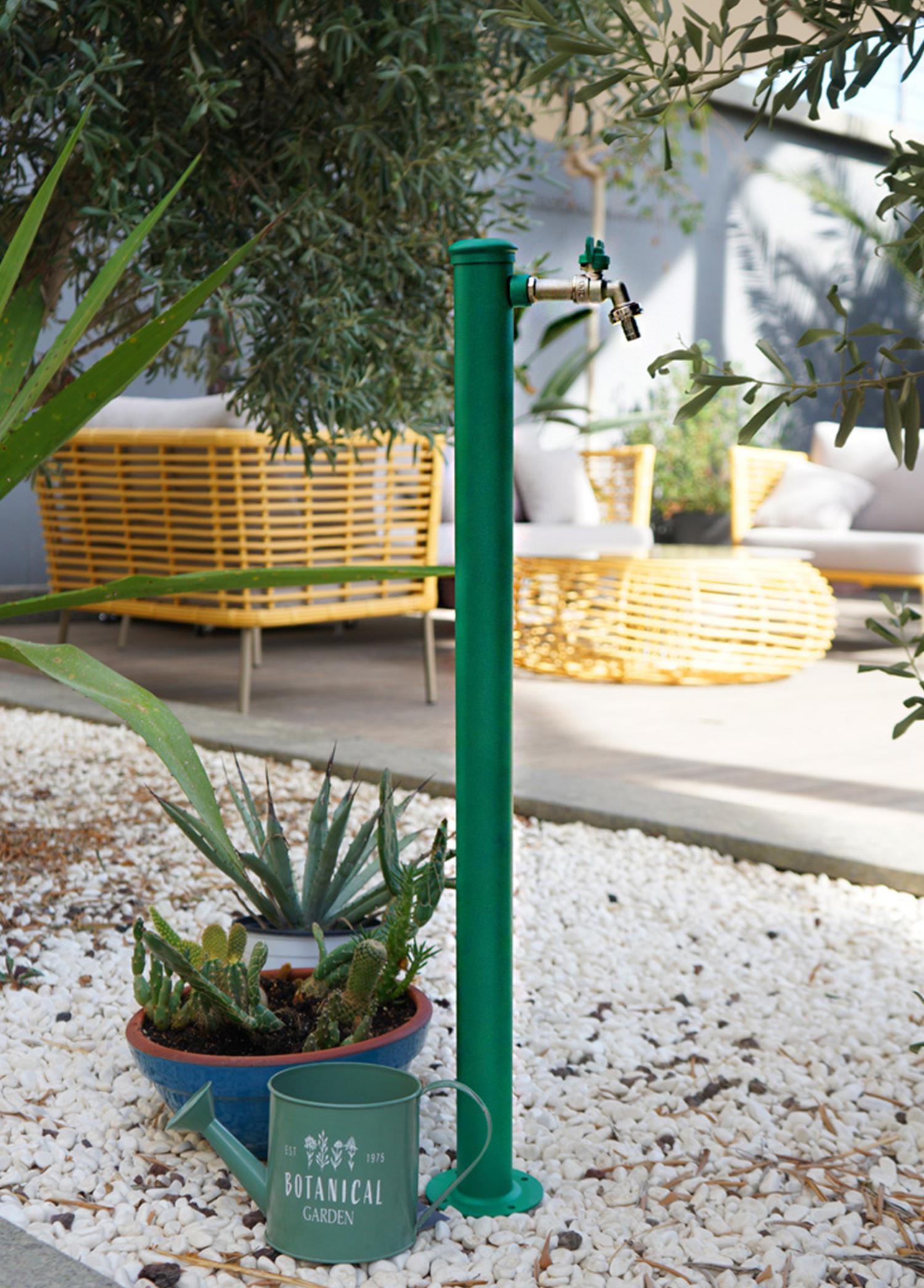 Bahçe Çeşmesi Yuvarlak Açık Yeşil 5*17*86cm