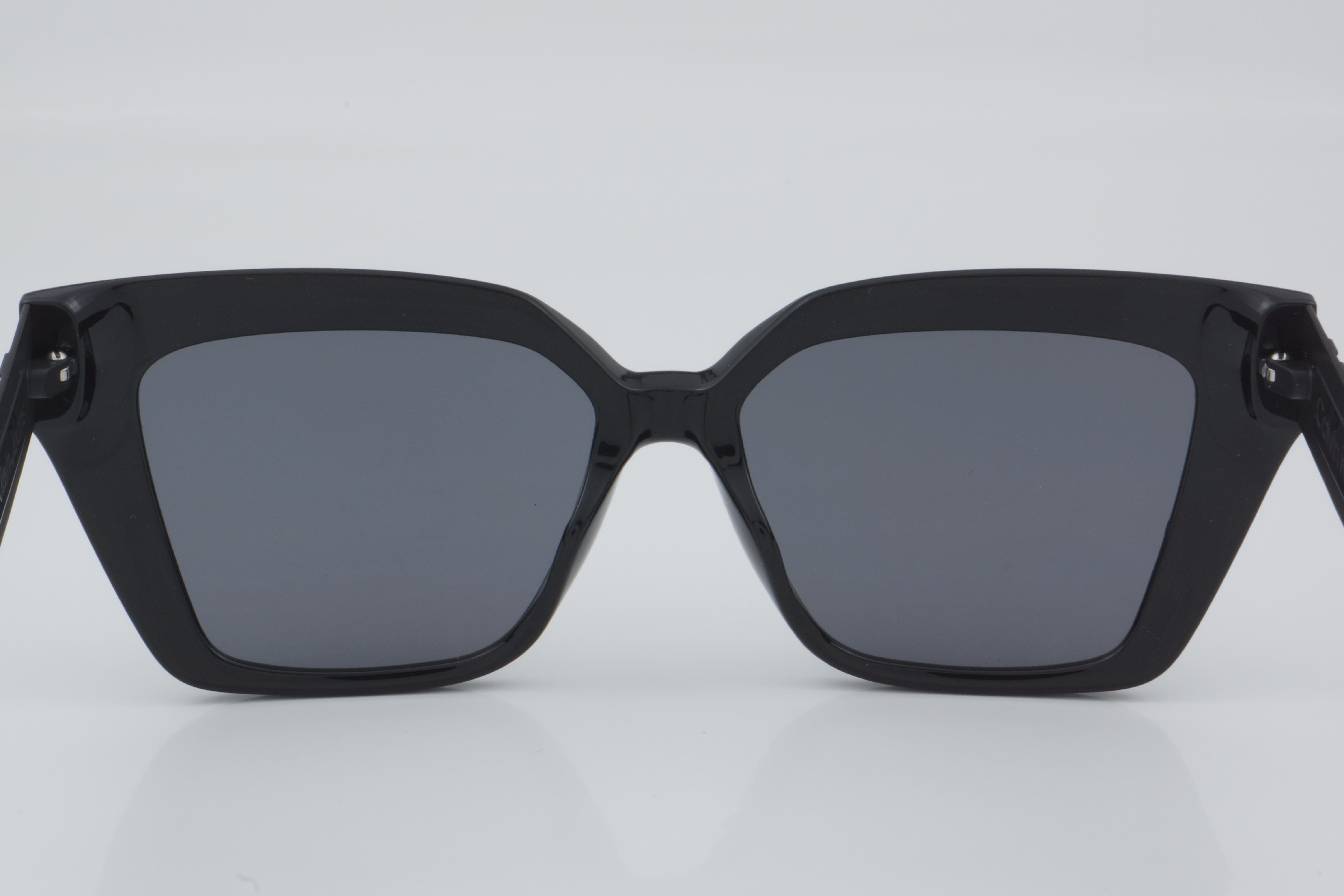 CALVIN KLEIN JEANS GÜNEŞ CKJ 22639S 001 55 - 01 Güneş Gözlüğü