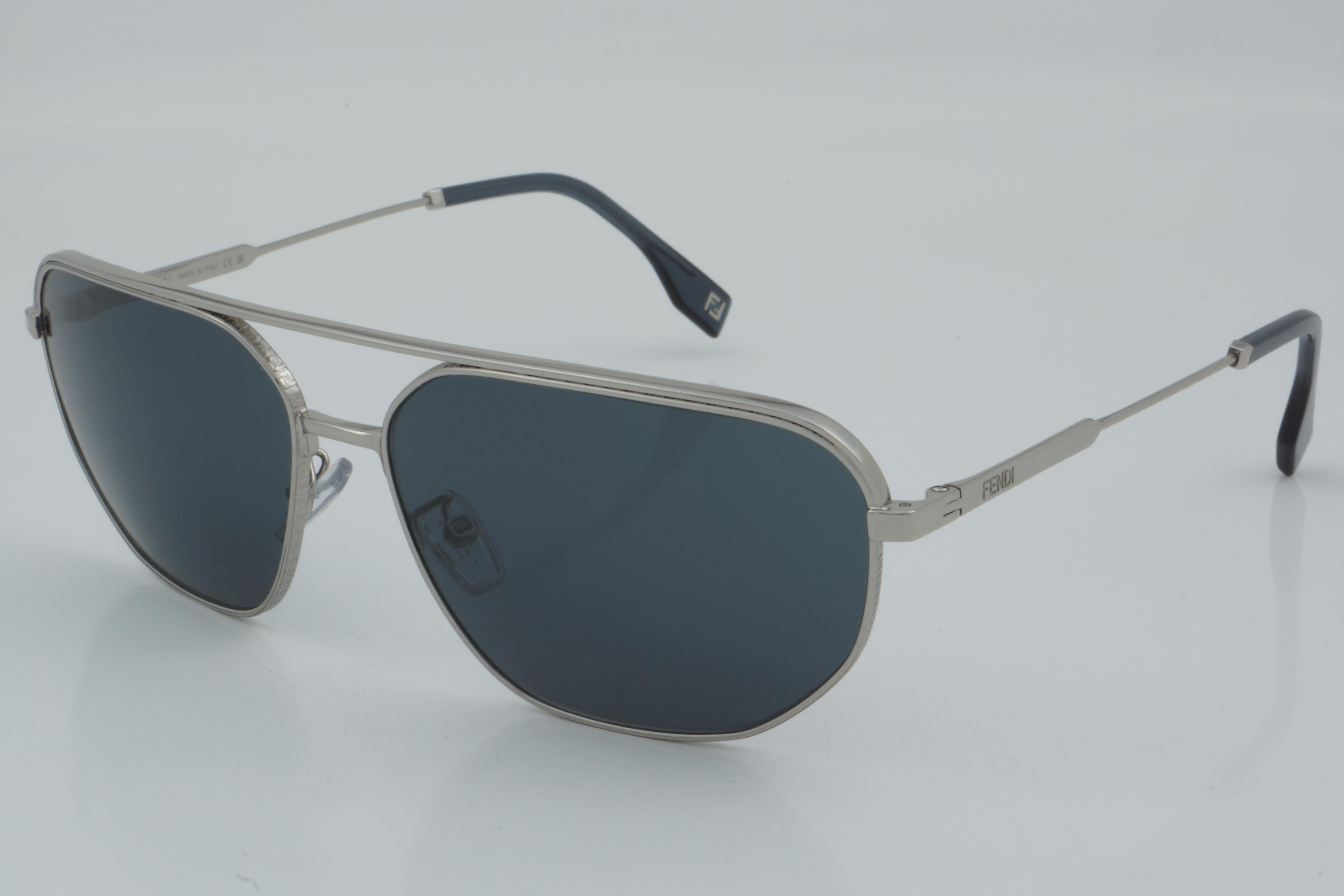 Fendi FE 40154U 16A 61 - 01 Güneş Gözlüğü