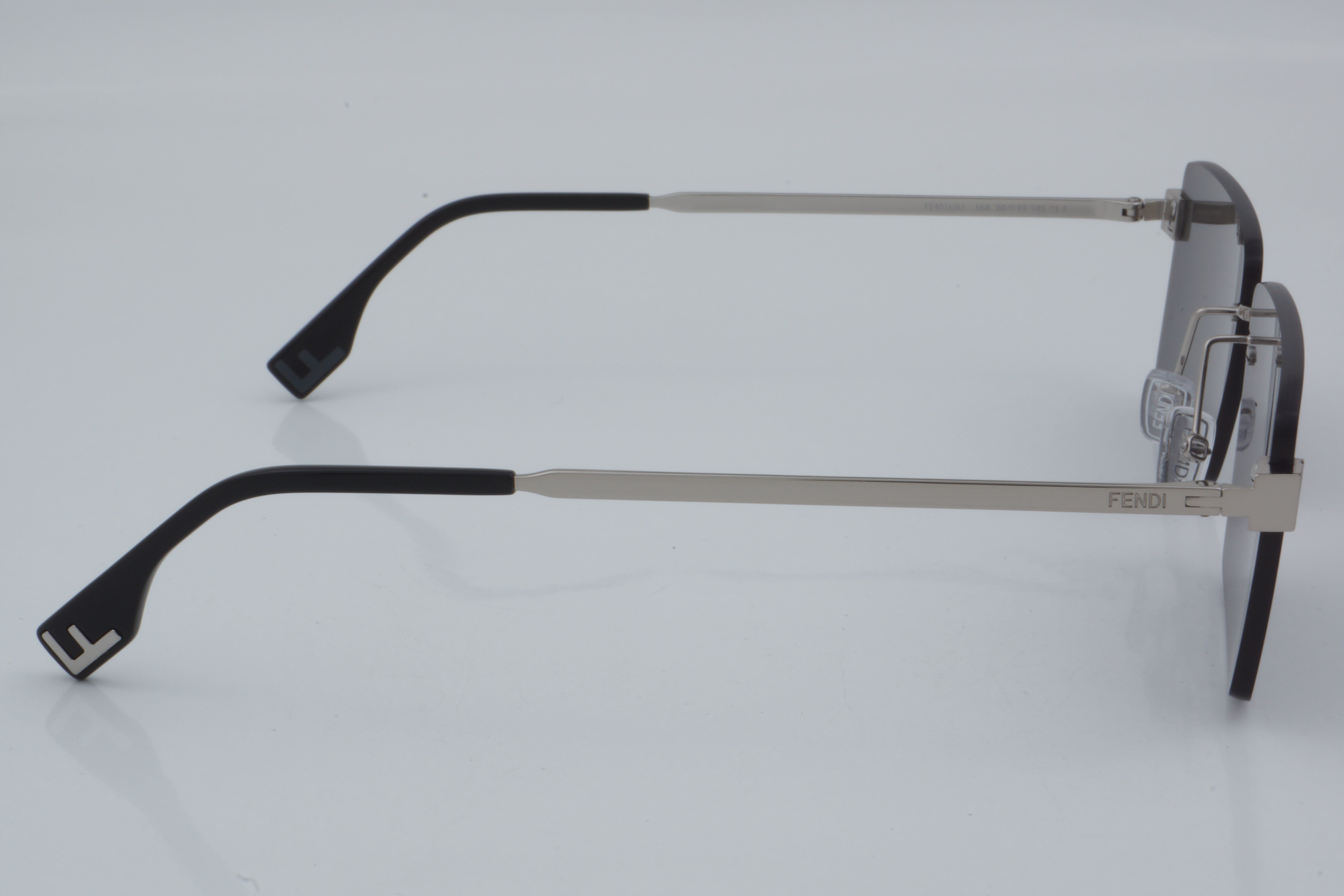 Fendi FE 40165U 16A 60 - 01 Güneş Gözlüğü