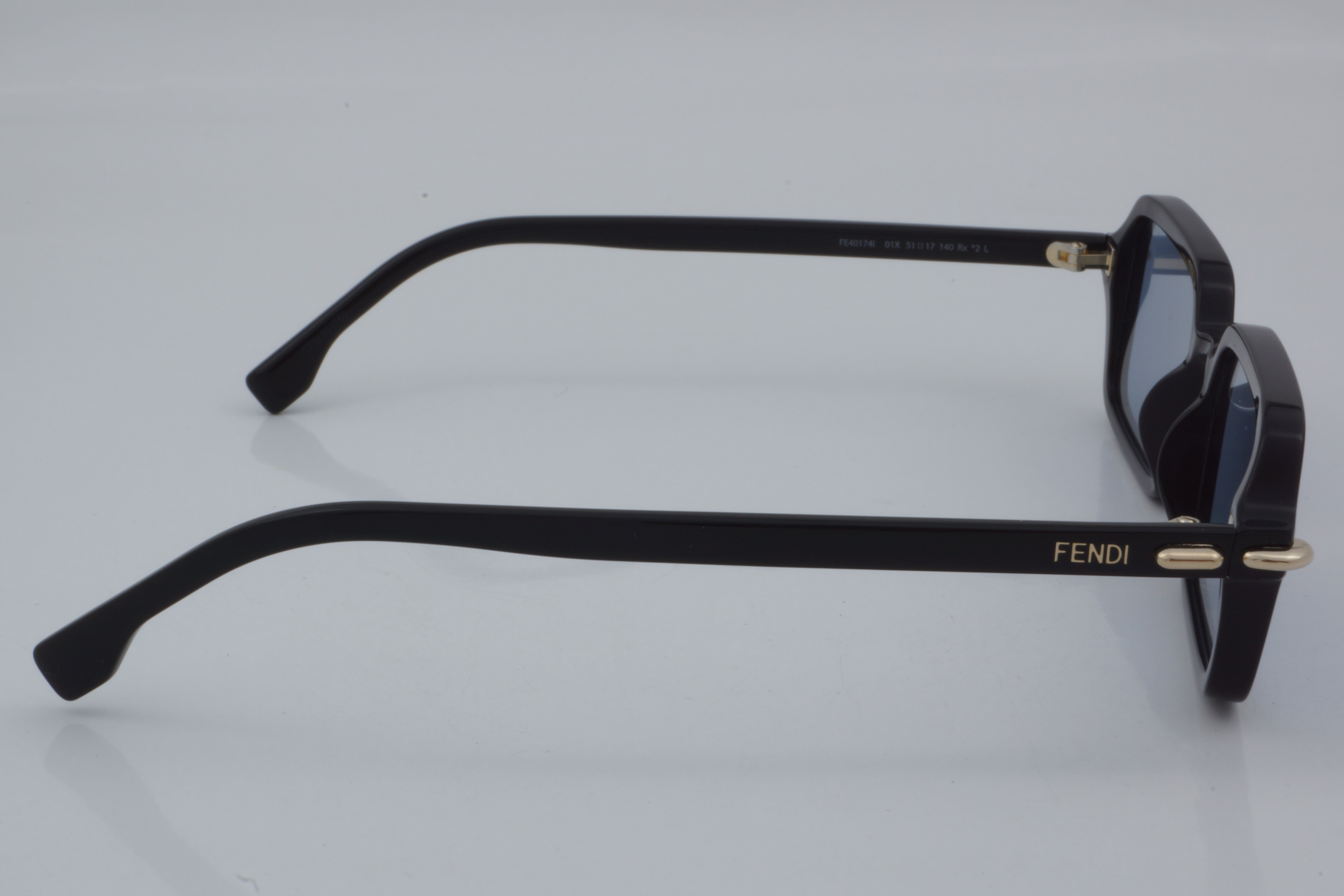 Fendi FE 40174I 01X 51 - 01 Güneş Gözlüğü