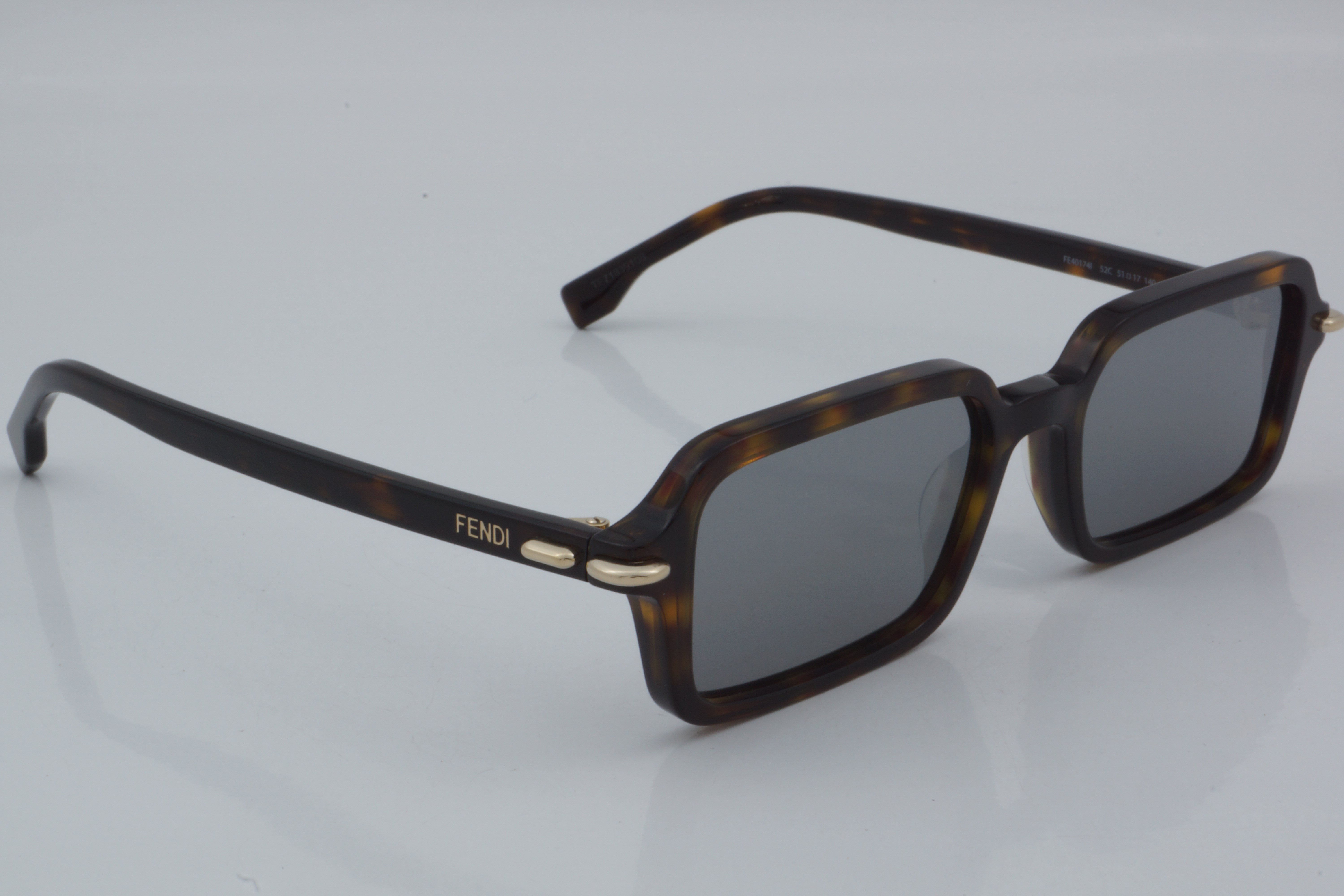 Fendi FE 40174I 52C 51 - 01 Güneş Gözlüğü
